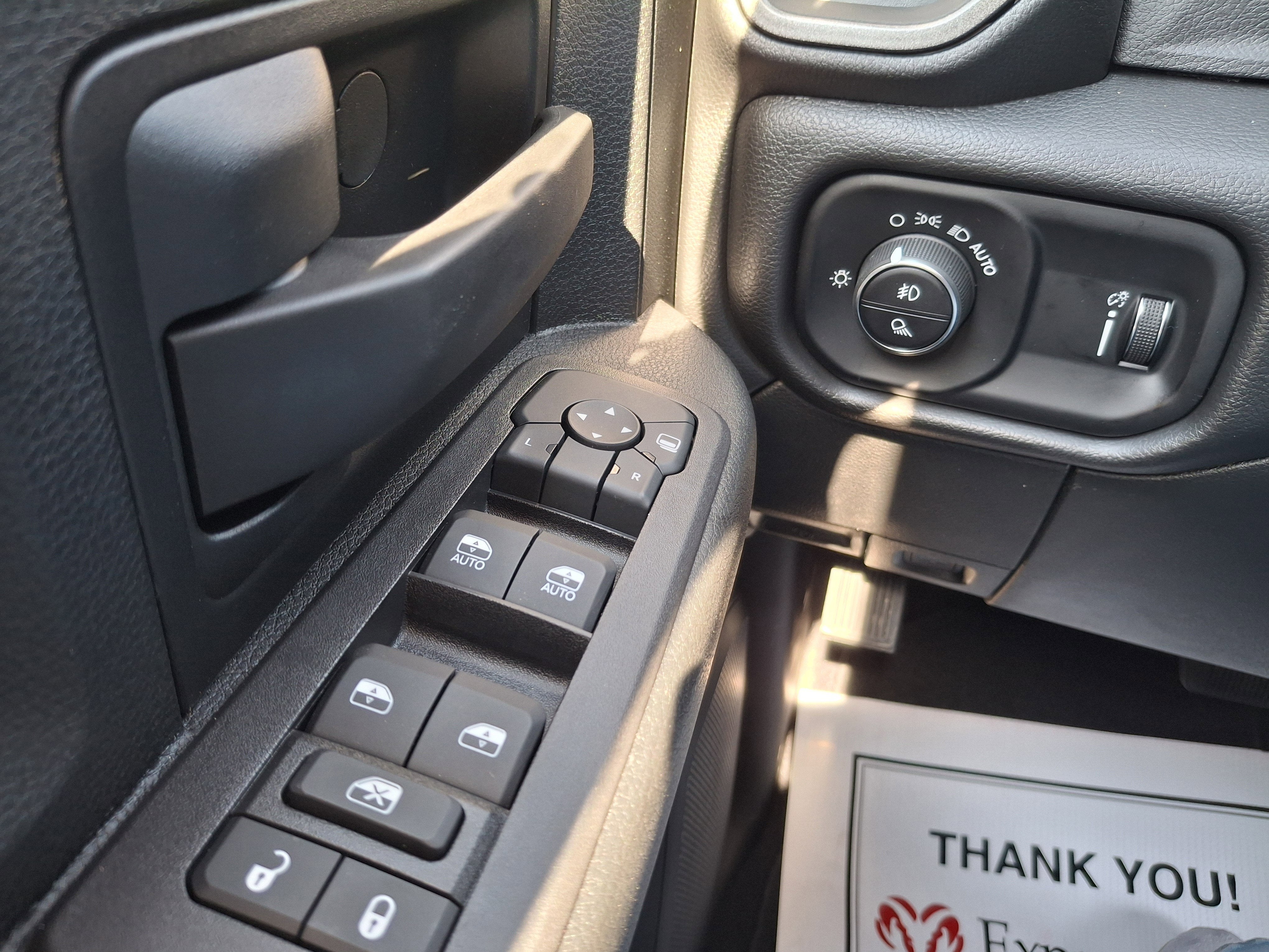 2026 RAM 2500 Tradesman 4x4 Crew Cab 6'4 Box