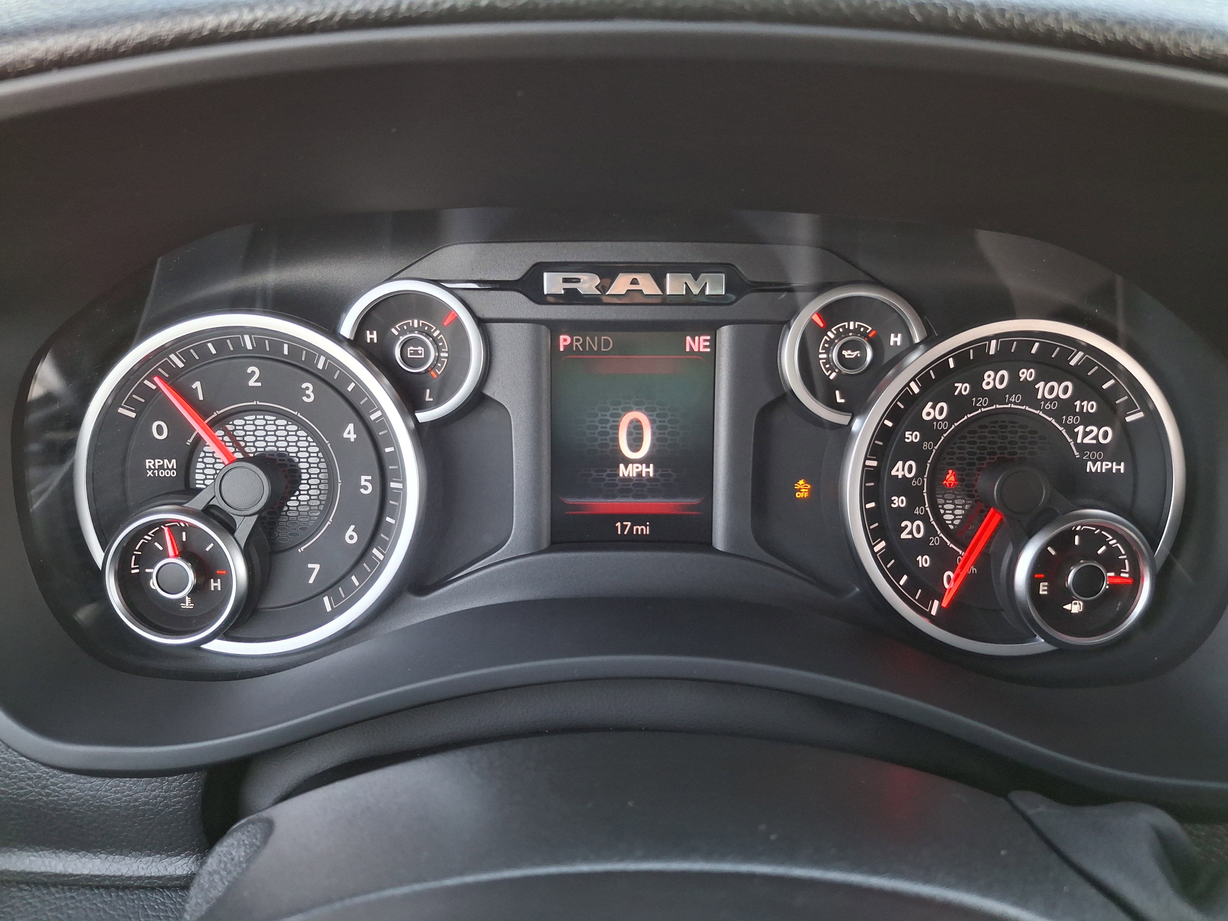 2026 RAM 2500 Tradesman 4x4 Crew Cab 6'4 Box