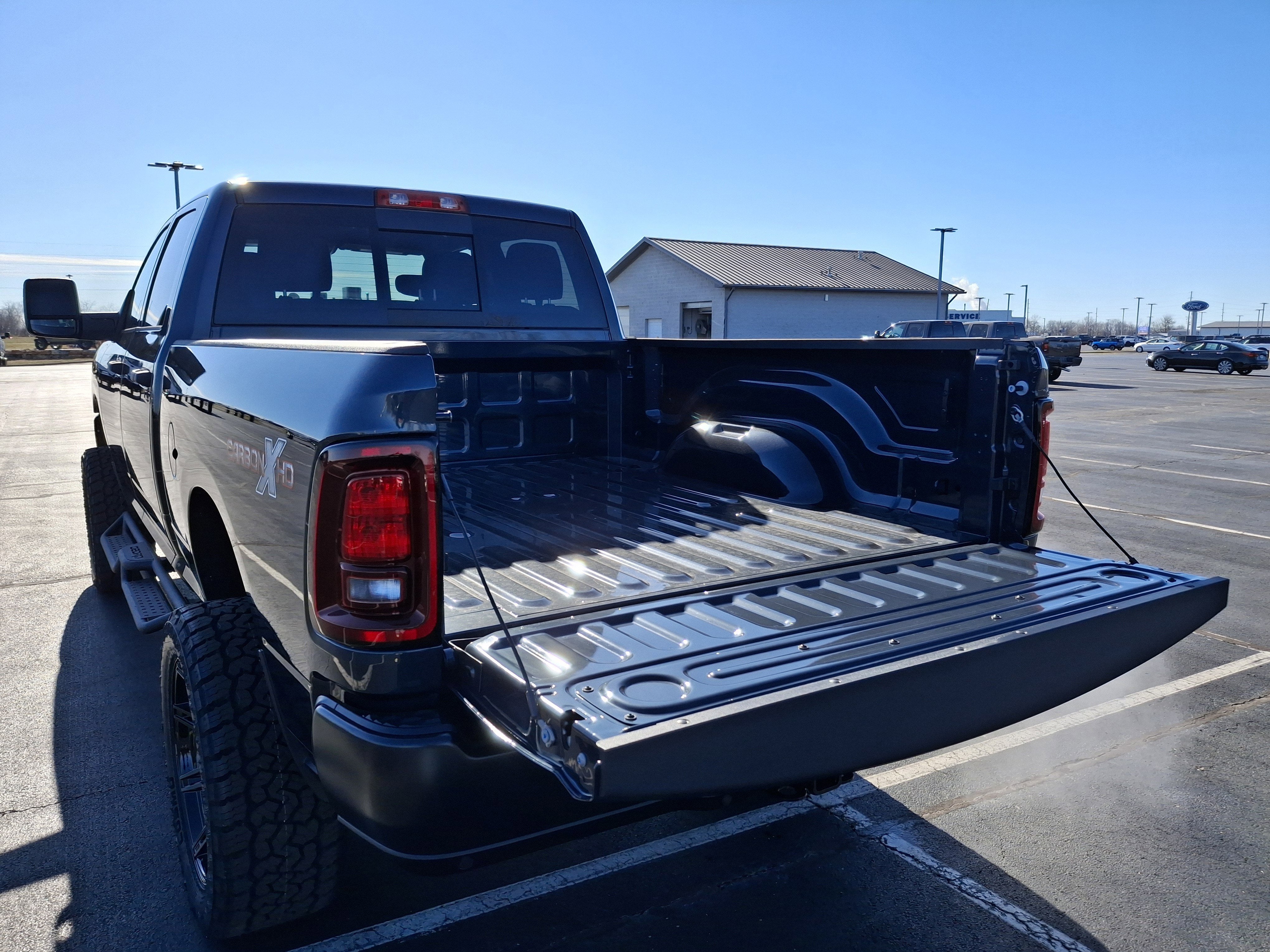 2026 RAM 2500 Tradesman 4x4 Crew Cab 6'4 Box