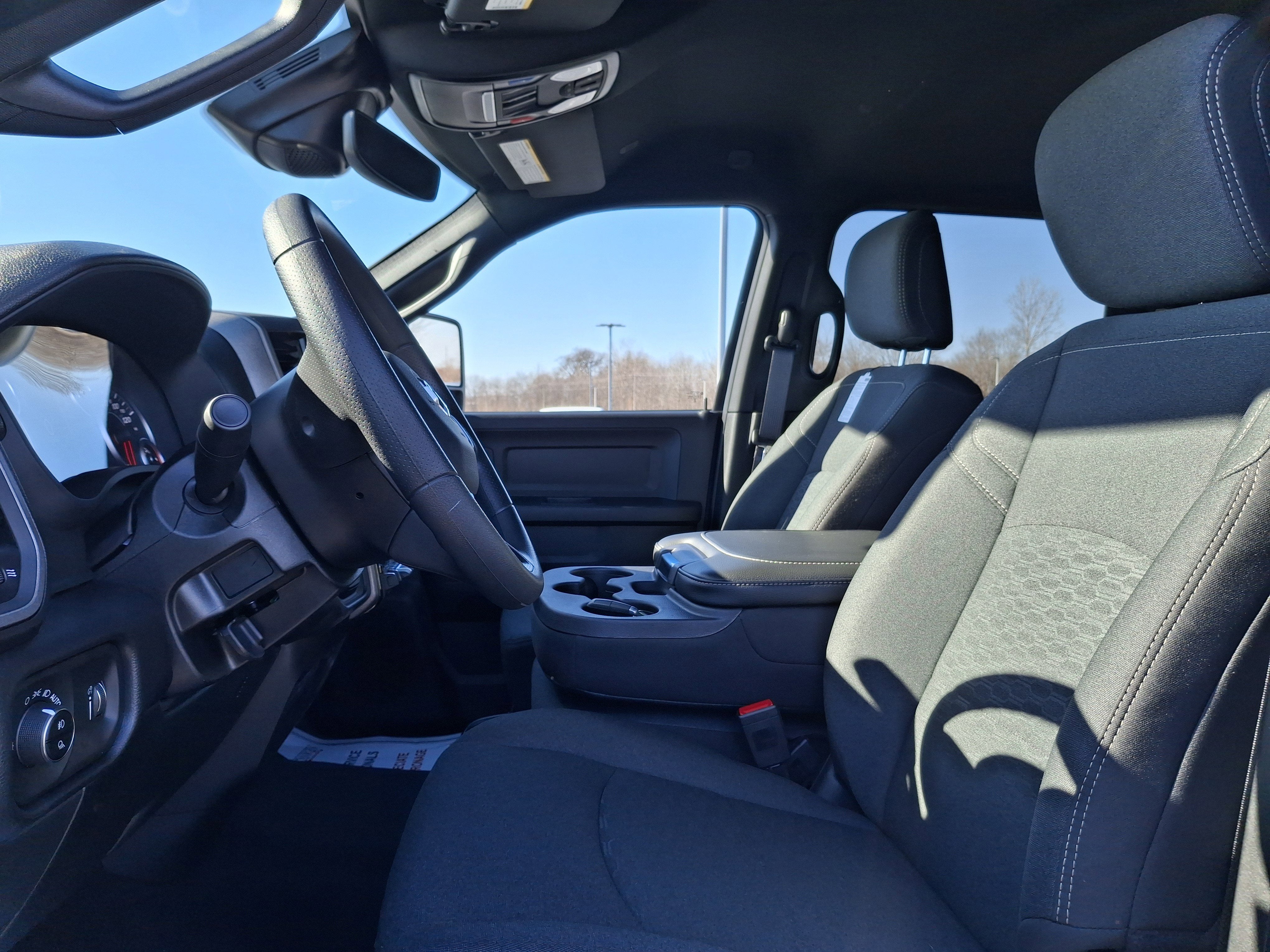 2026 RAM 2500 Tradesman 4x4 Crew Cab 6'4 Box