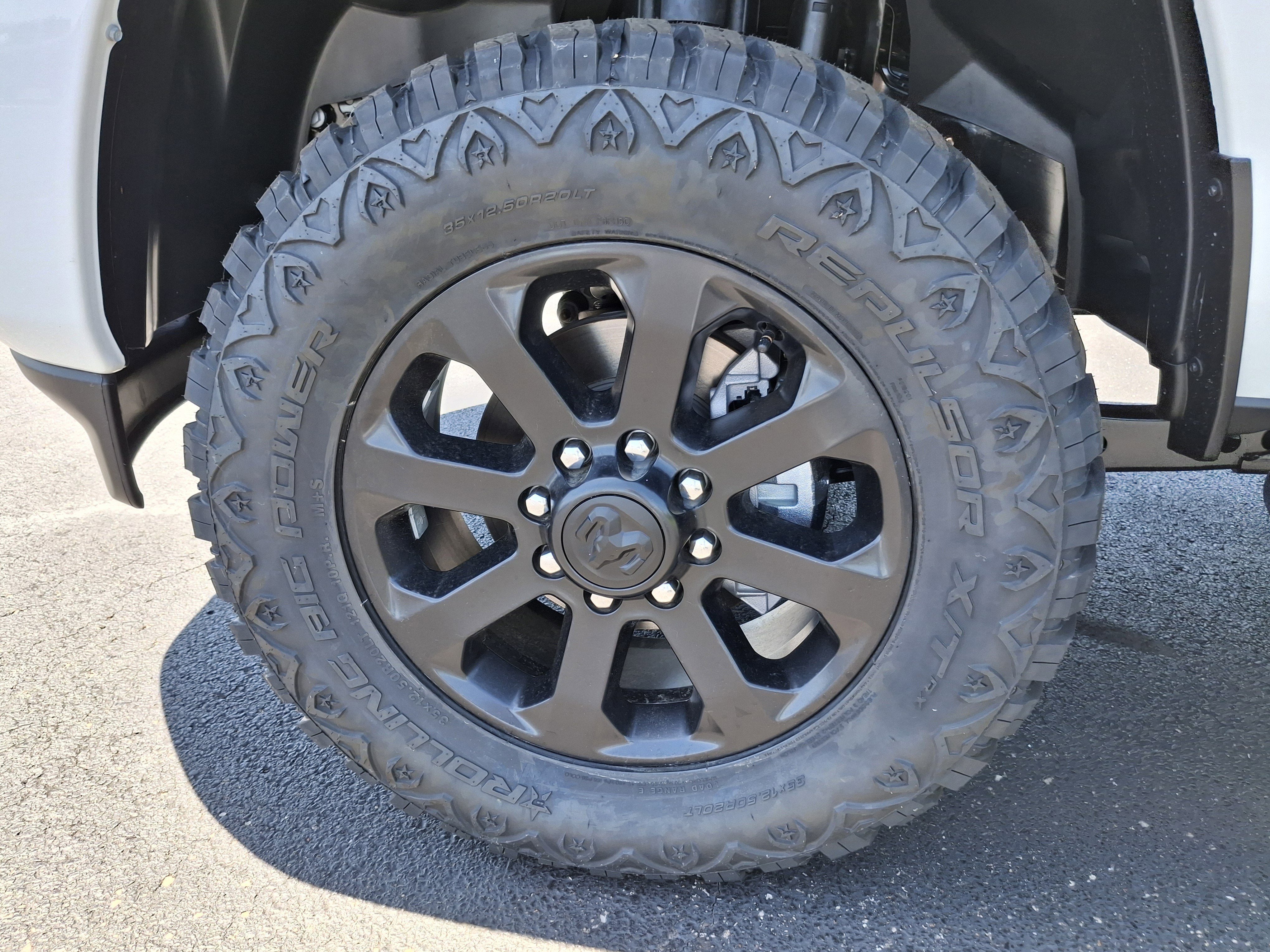2026 RAM 2500 Black Express 4x4 Crew Cab 6'4 Box