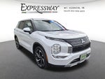 2024 Mitsubishi Outlander Base