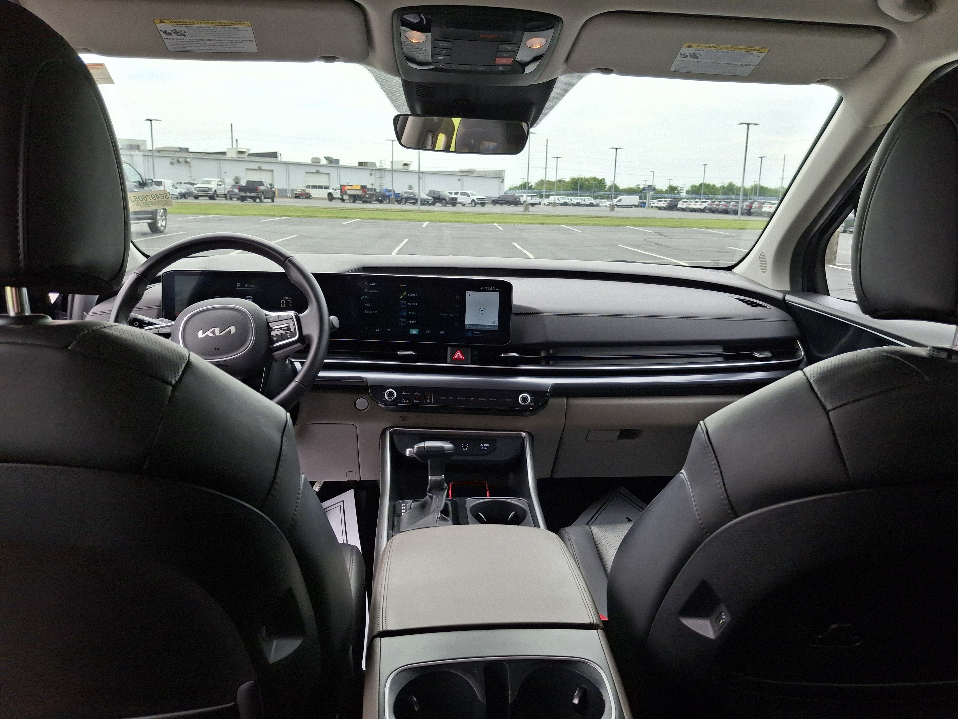 2025 Kia Carnival LXS