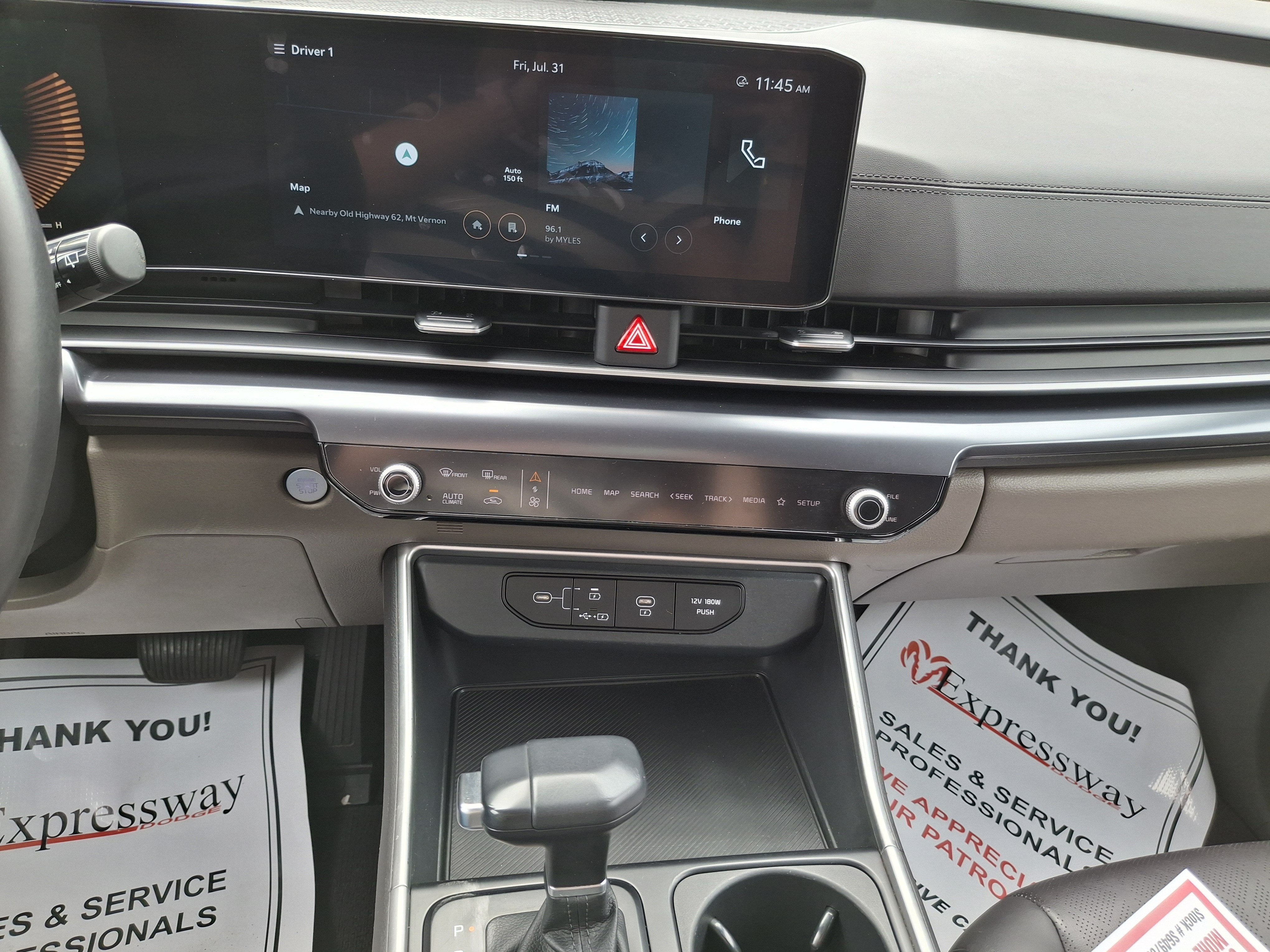 2025 Kia Carnival LXS
