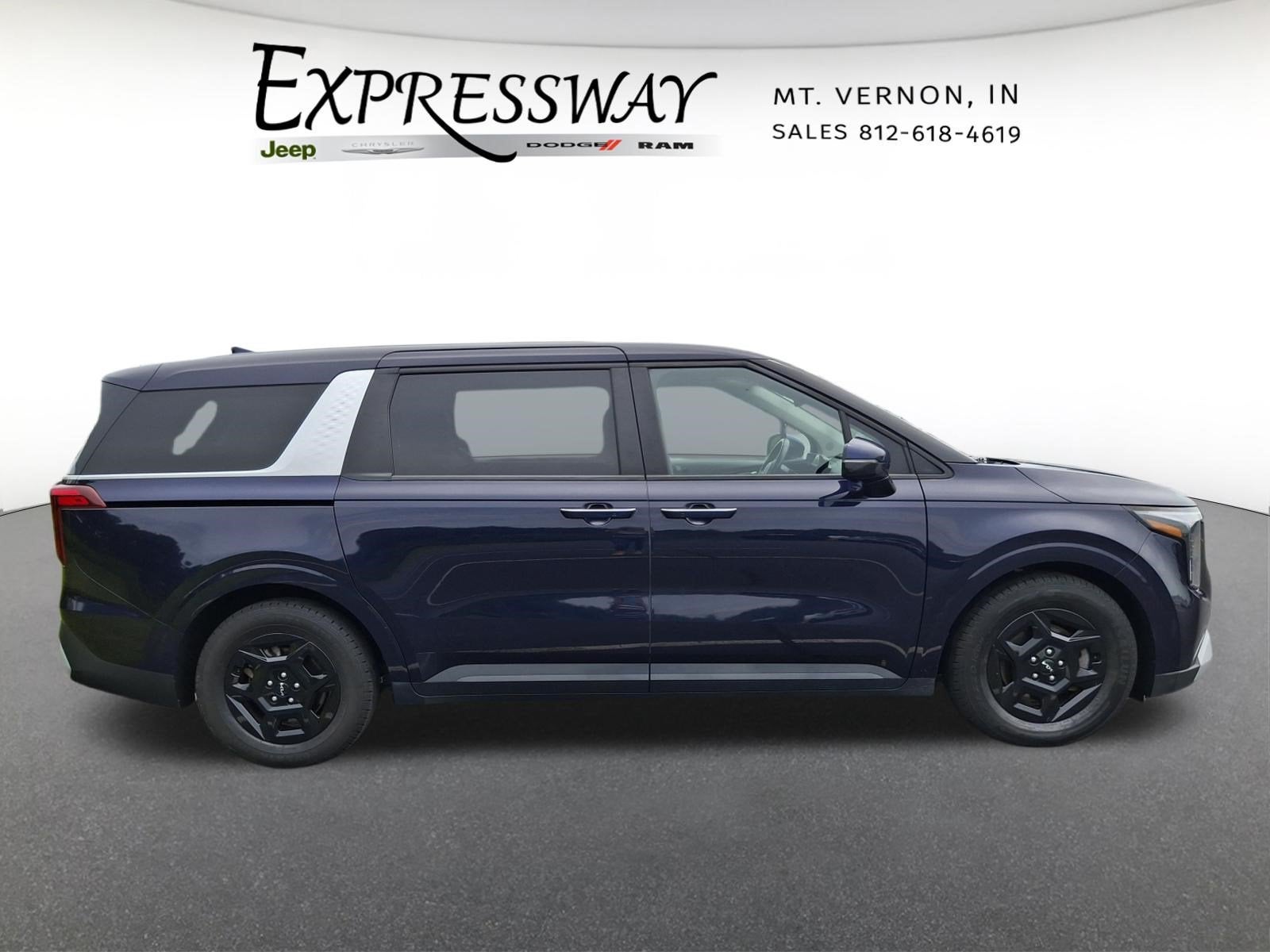 2025 Kia Carnival LXS
