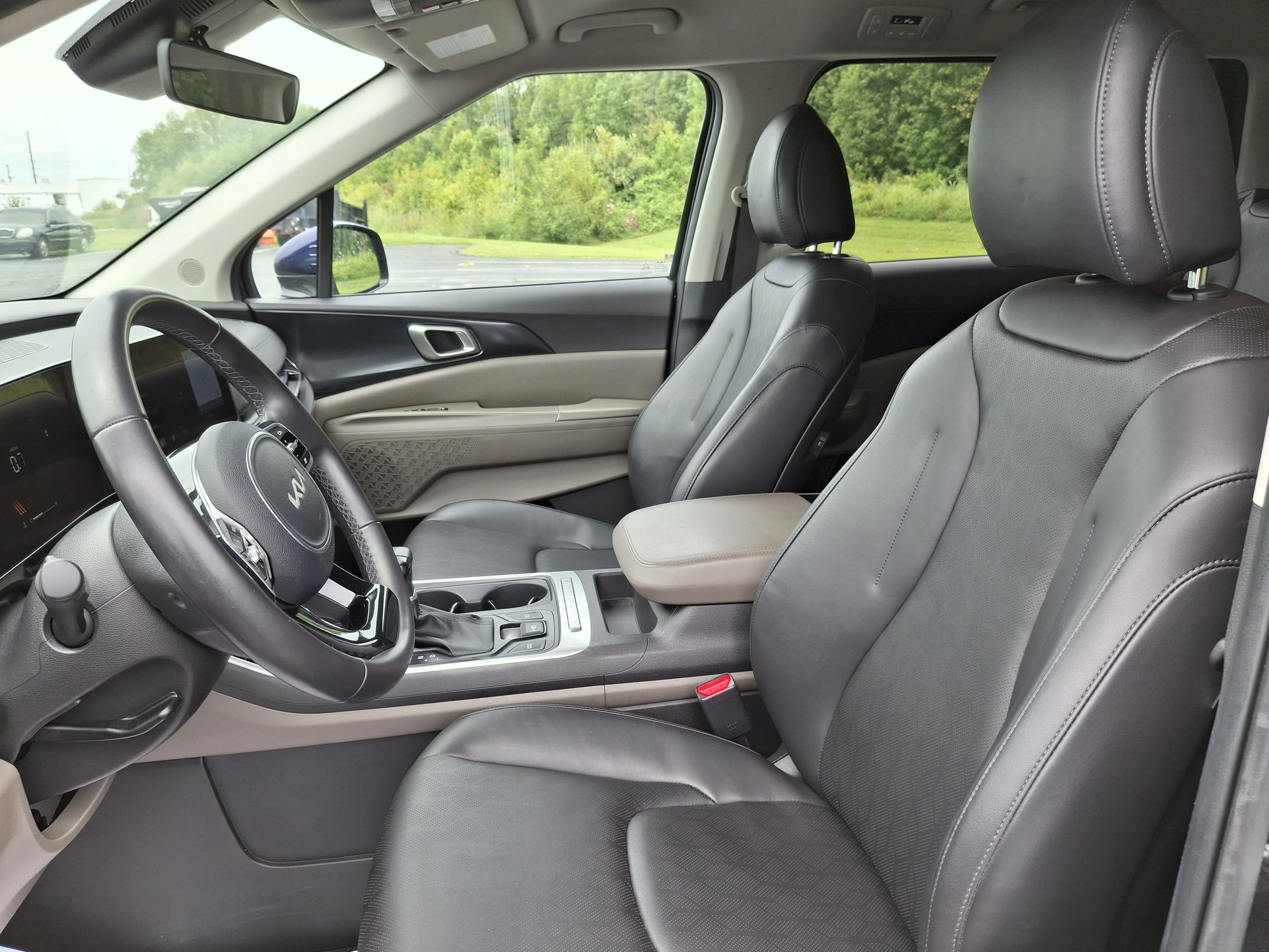 2025 Kia Carnival LXS