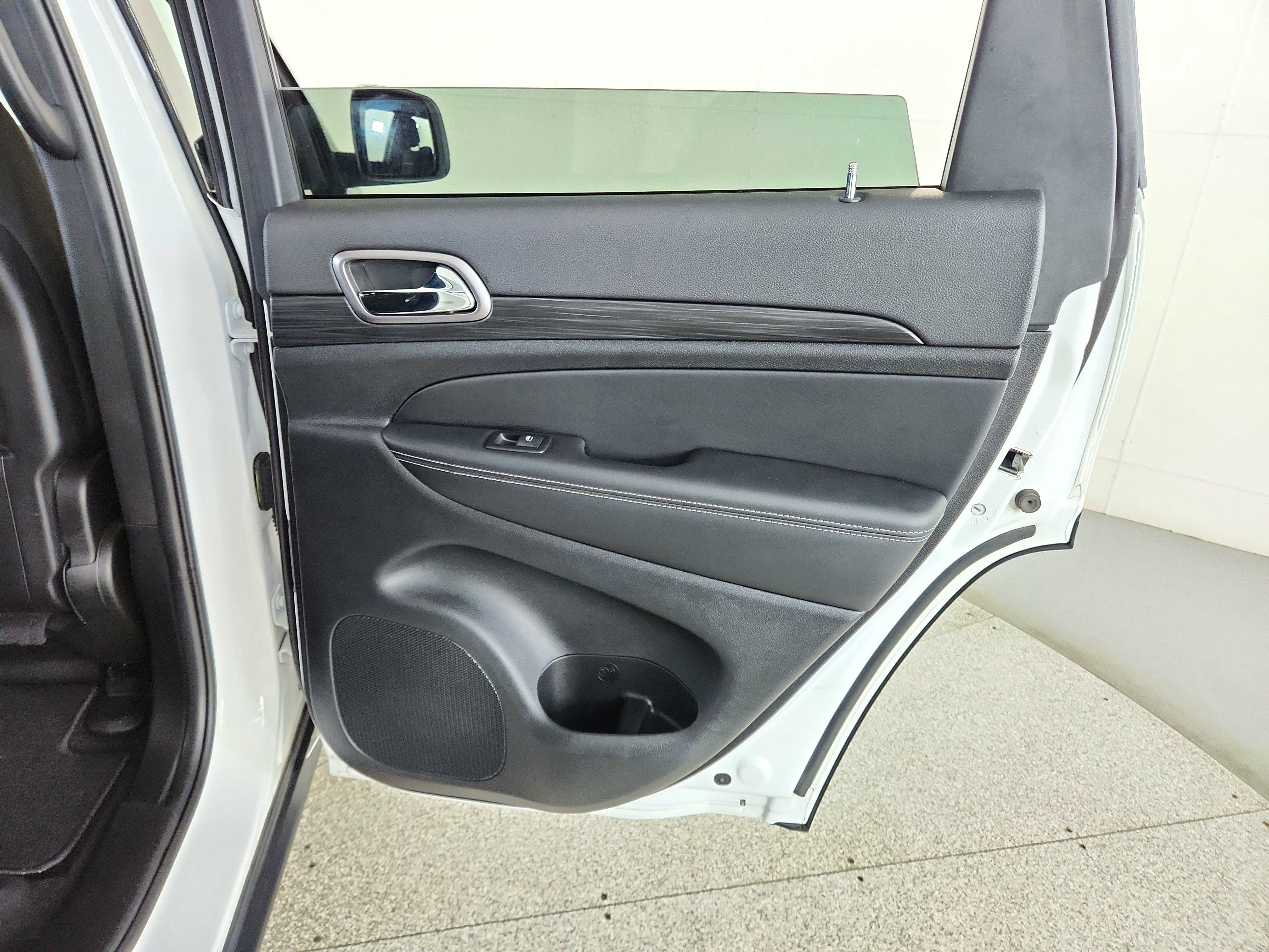 2021 Jeep Grand Cherokee Freedom