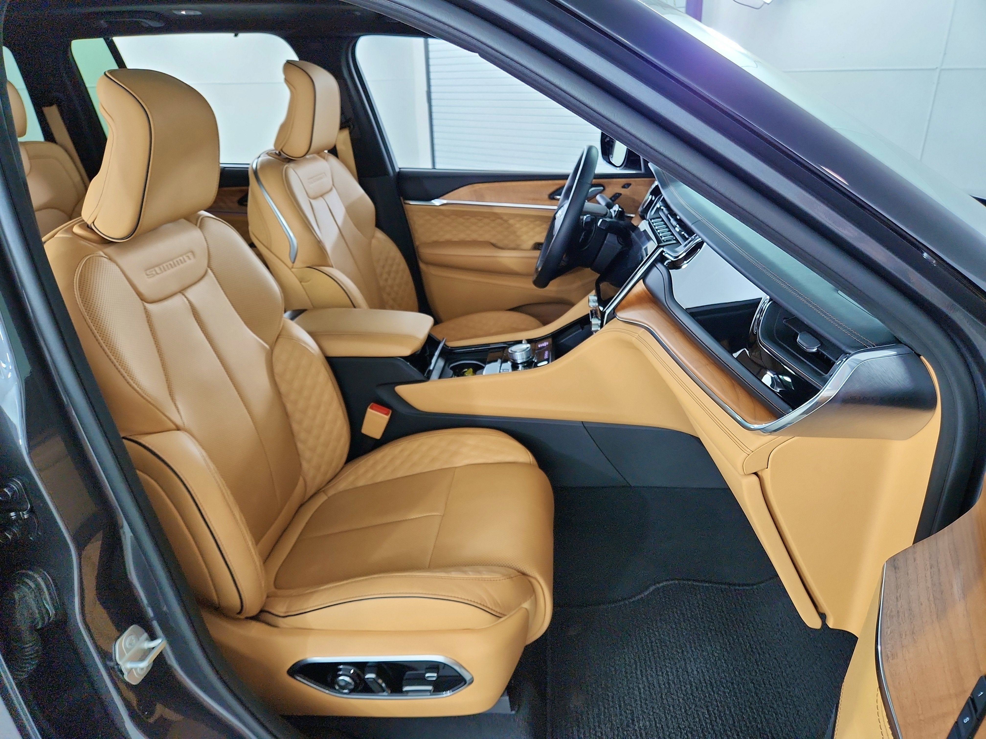 2024 Jeep Grand Cherokee Summit Reserve