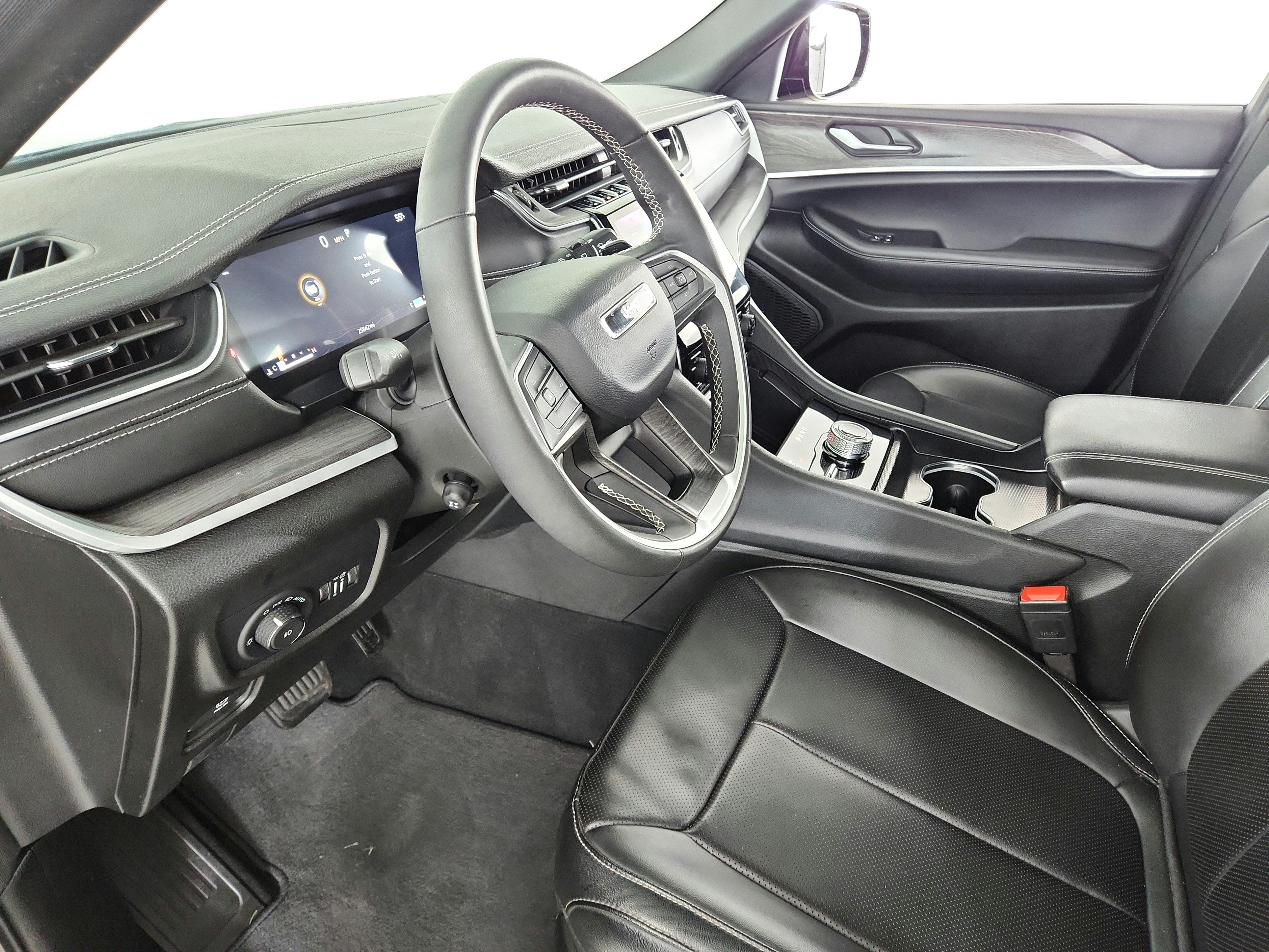 2025 Jeep Grand Cherokee L Limited 4x4