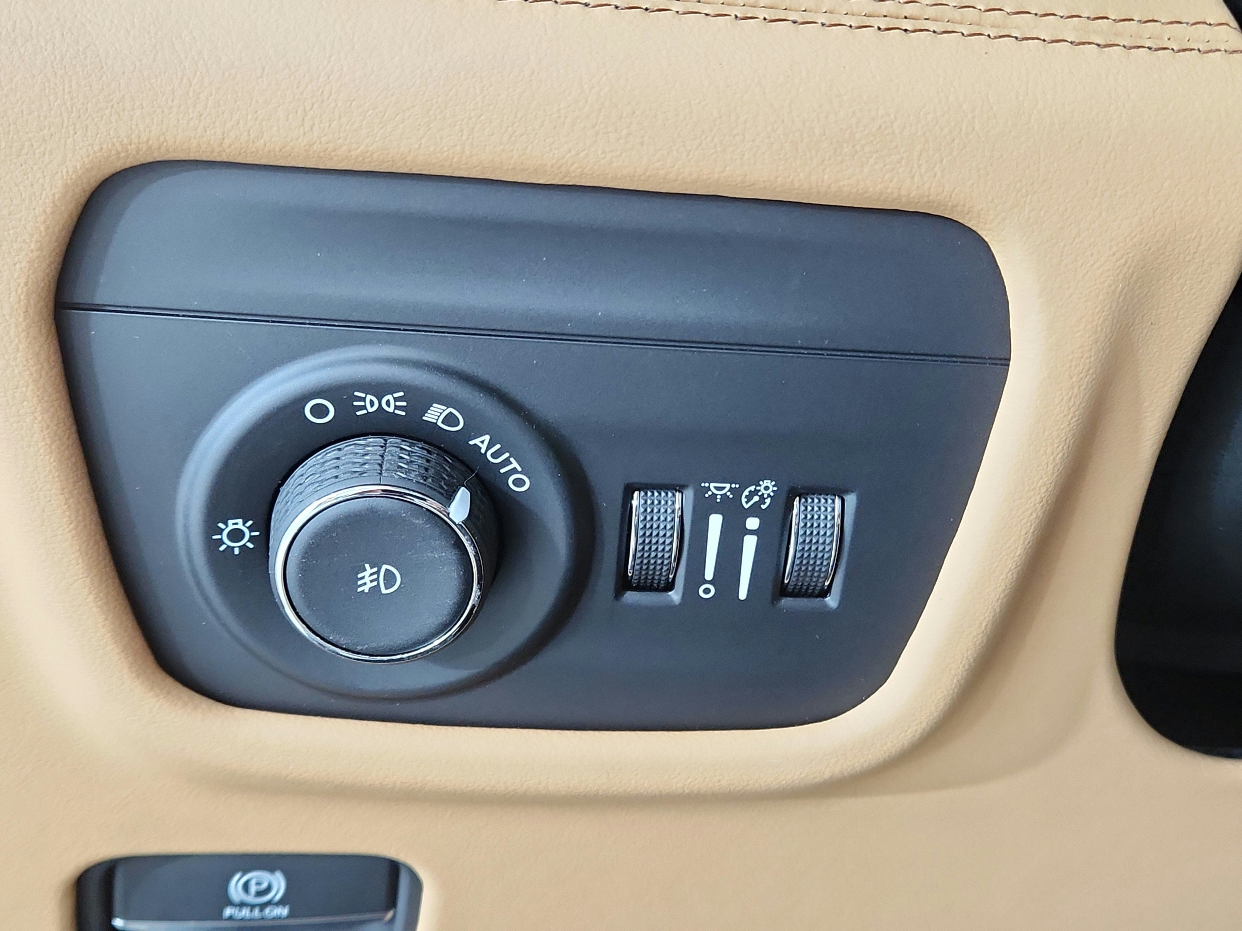 2025 Jeep Grand Cherokee L Summit Reserve 4x4
