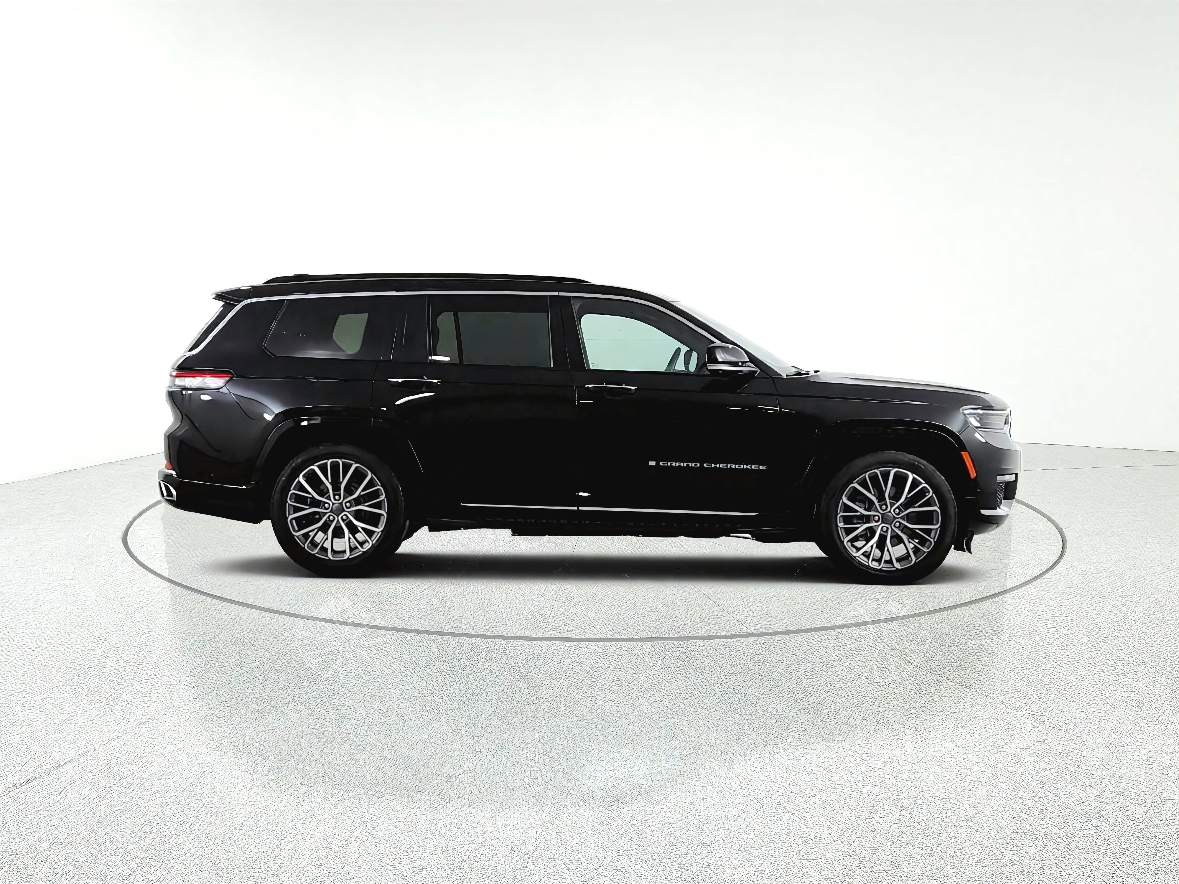 2025 Jeep Grand Cherokee L Summit Reserve 4x4