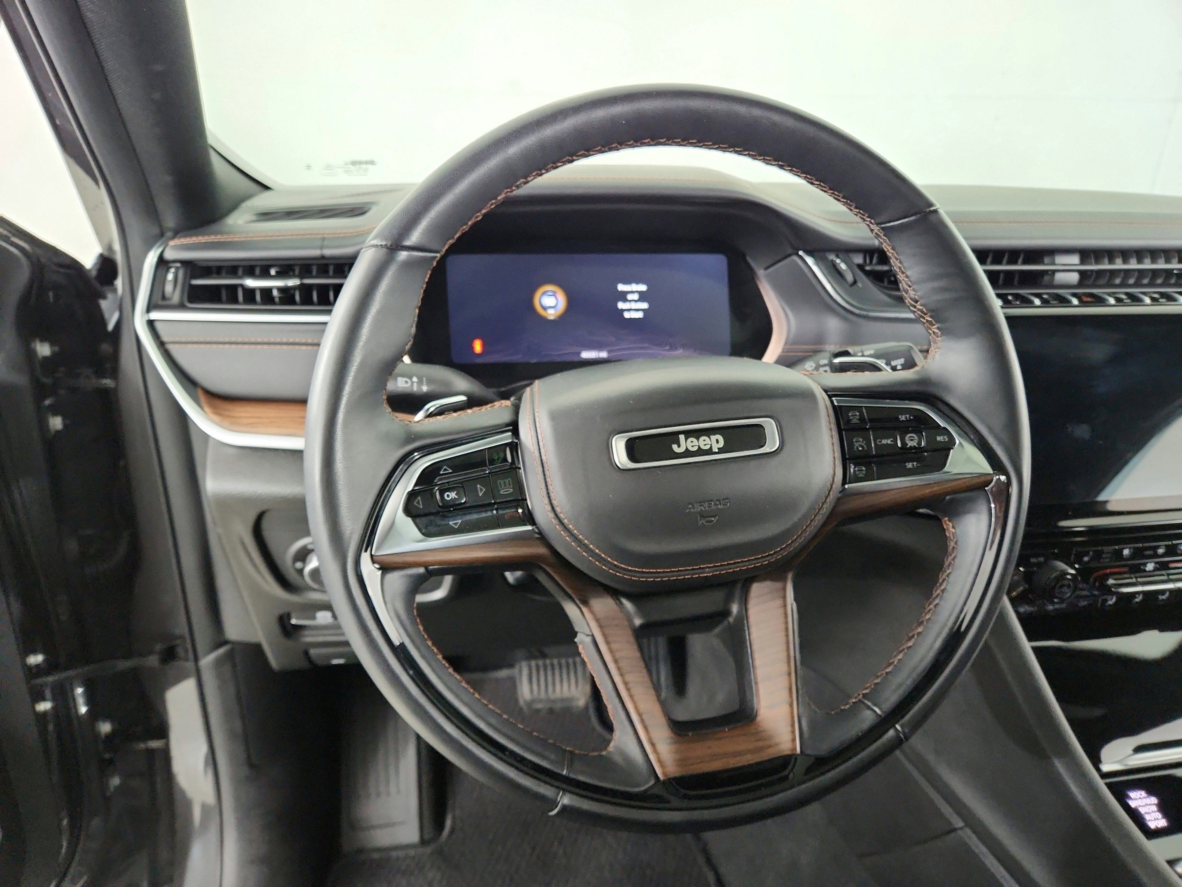2023 Jeep Grand Cherokee L Summit