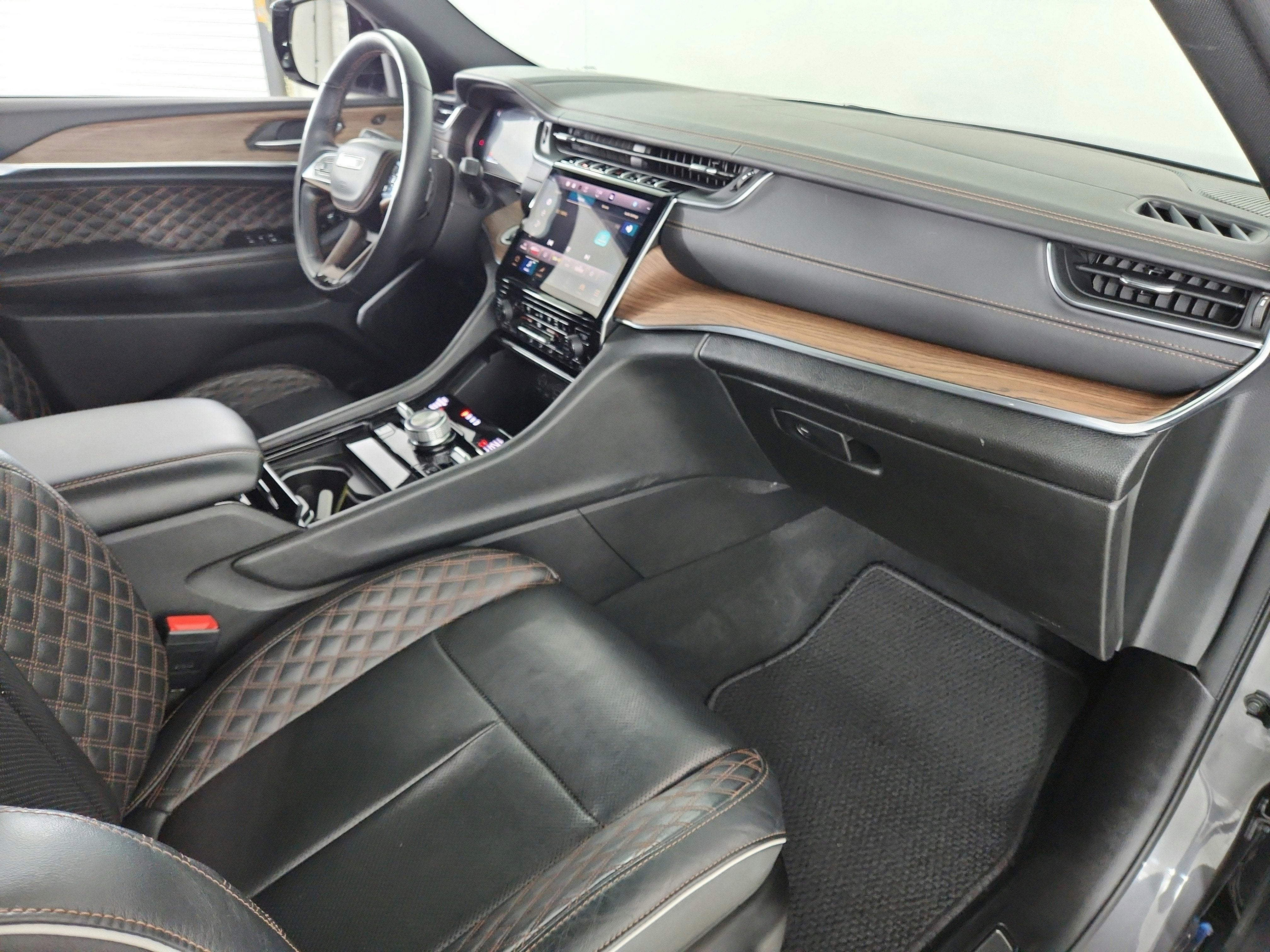 2023 Jeep Grand Cherokee L Summit