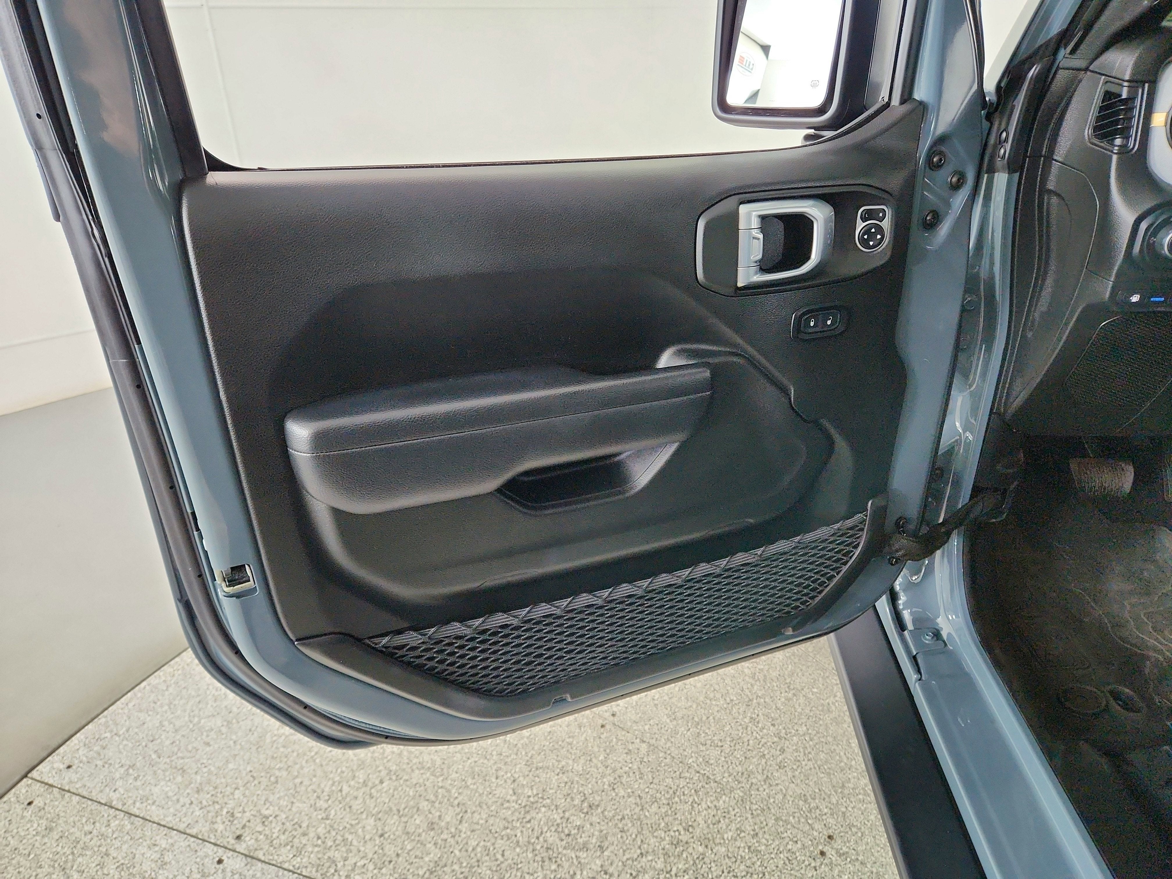 2024 Jeep Wrangler 4xe Willys