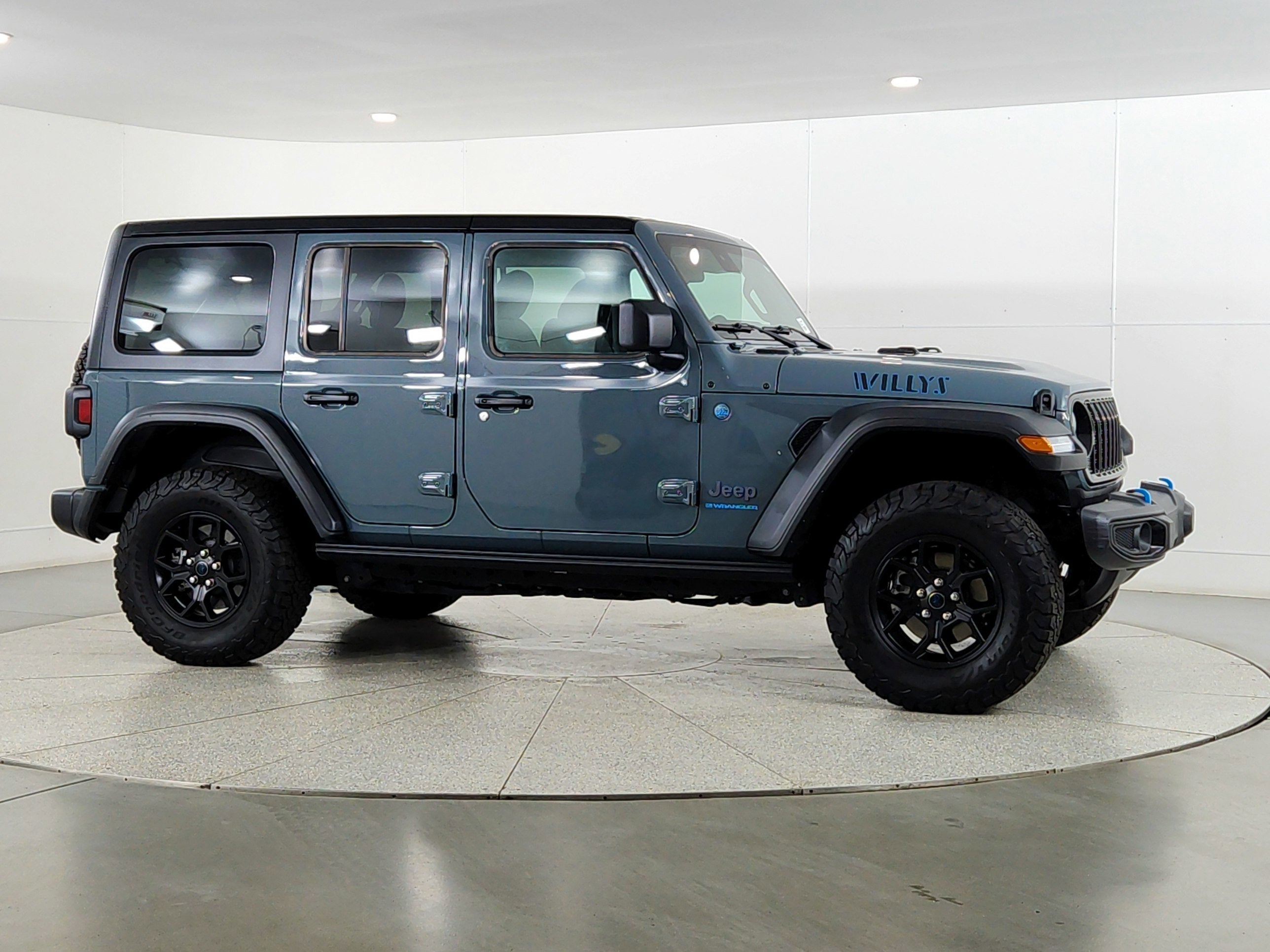 2024 Jeep Wrangler 4xe Willys