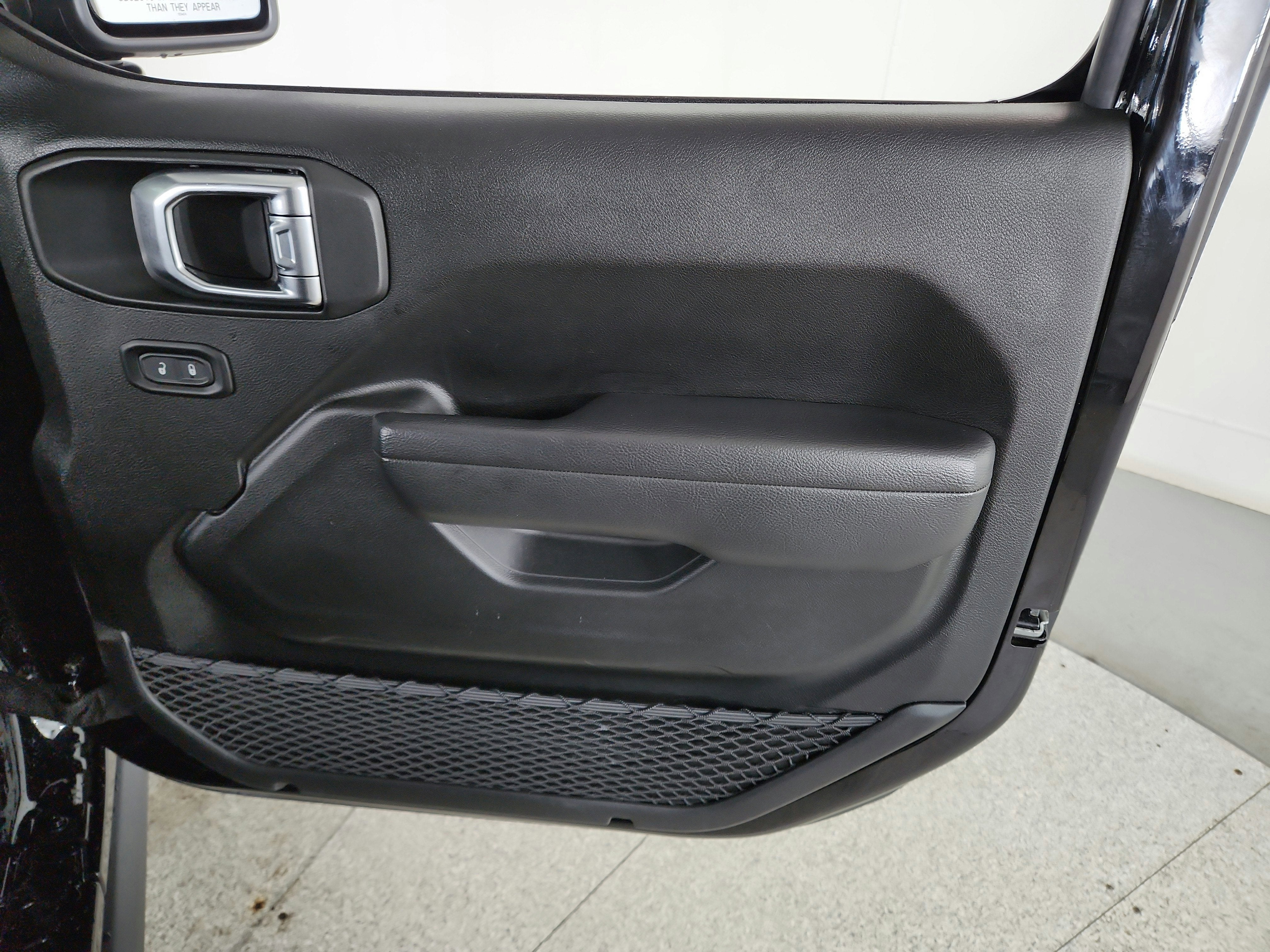 2025 Jeep Wrangler 4xe Willys