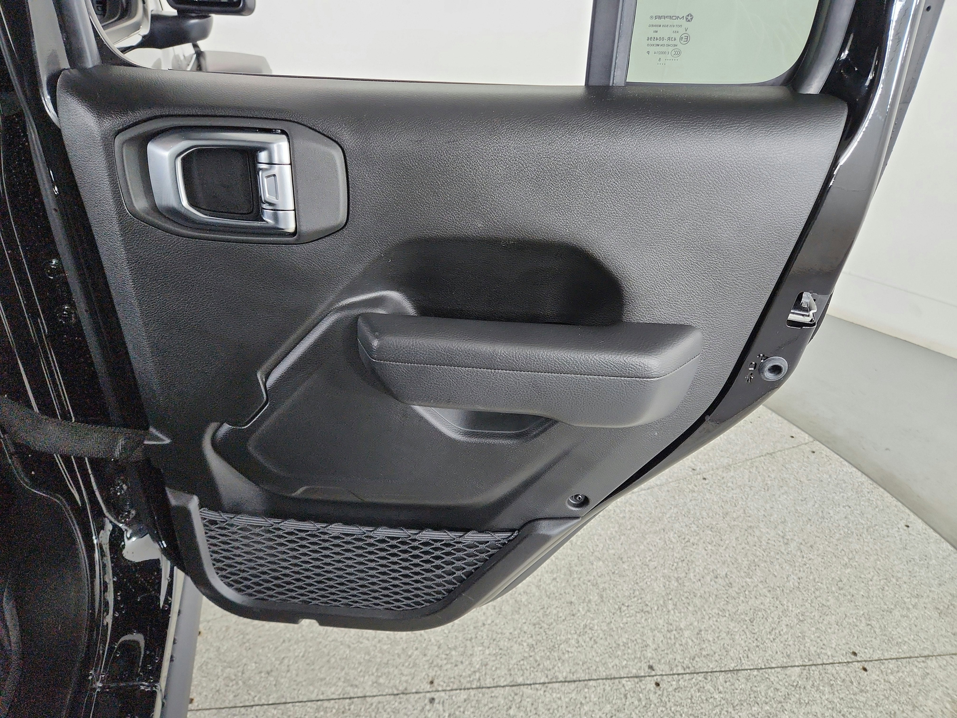 2025 Jeep Wrangler 4xe Willys