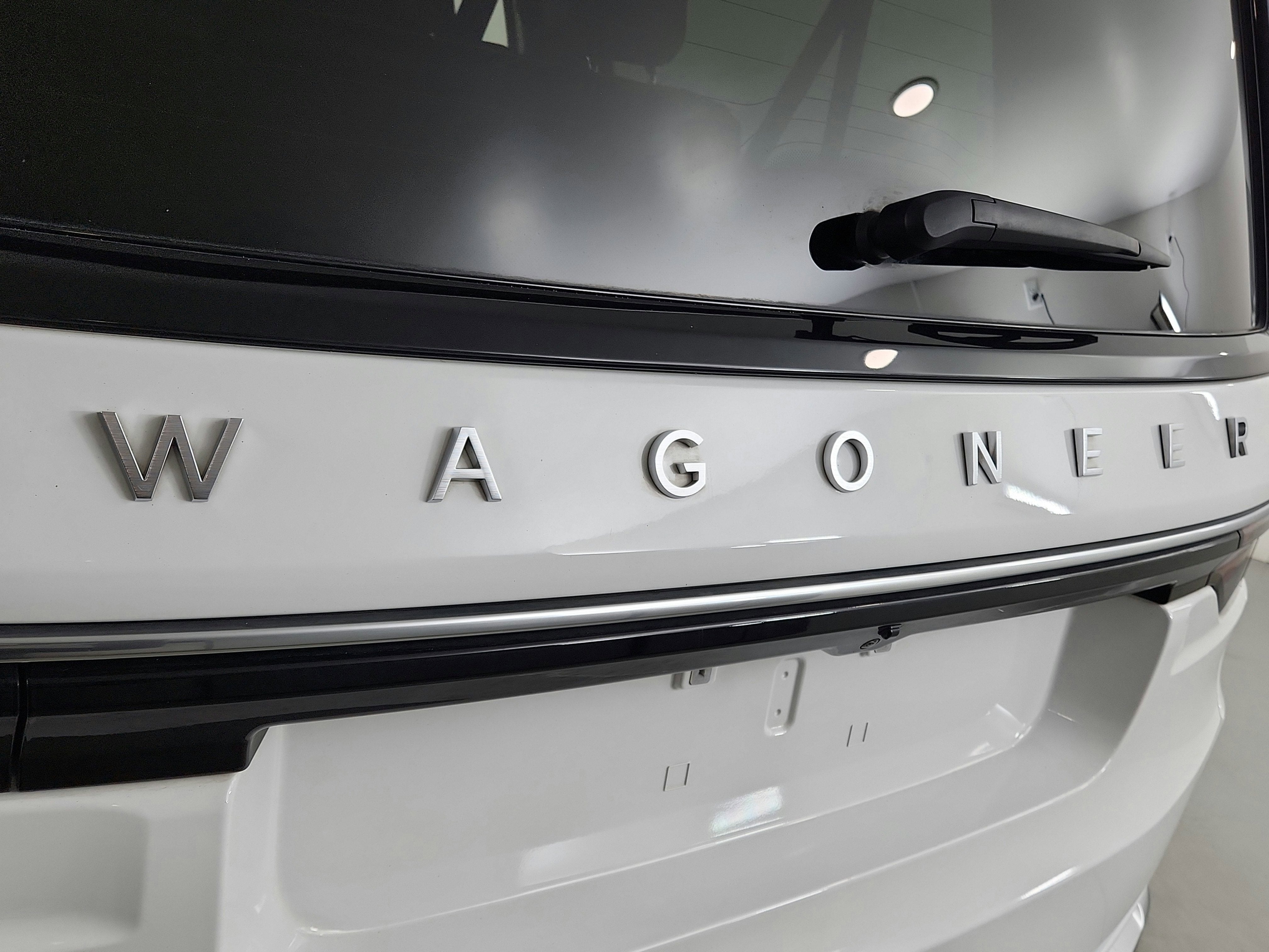 2025 Jeep Wagoneer L Series II