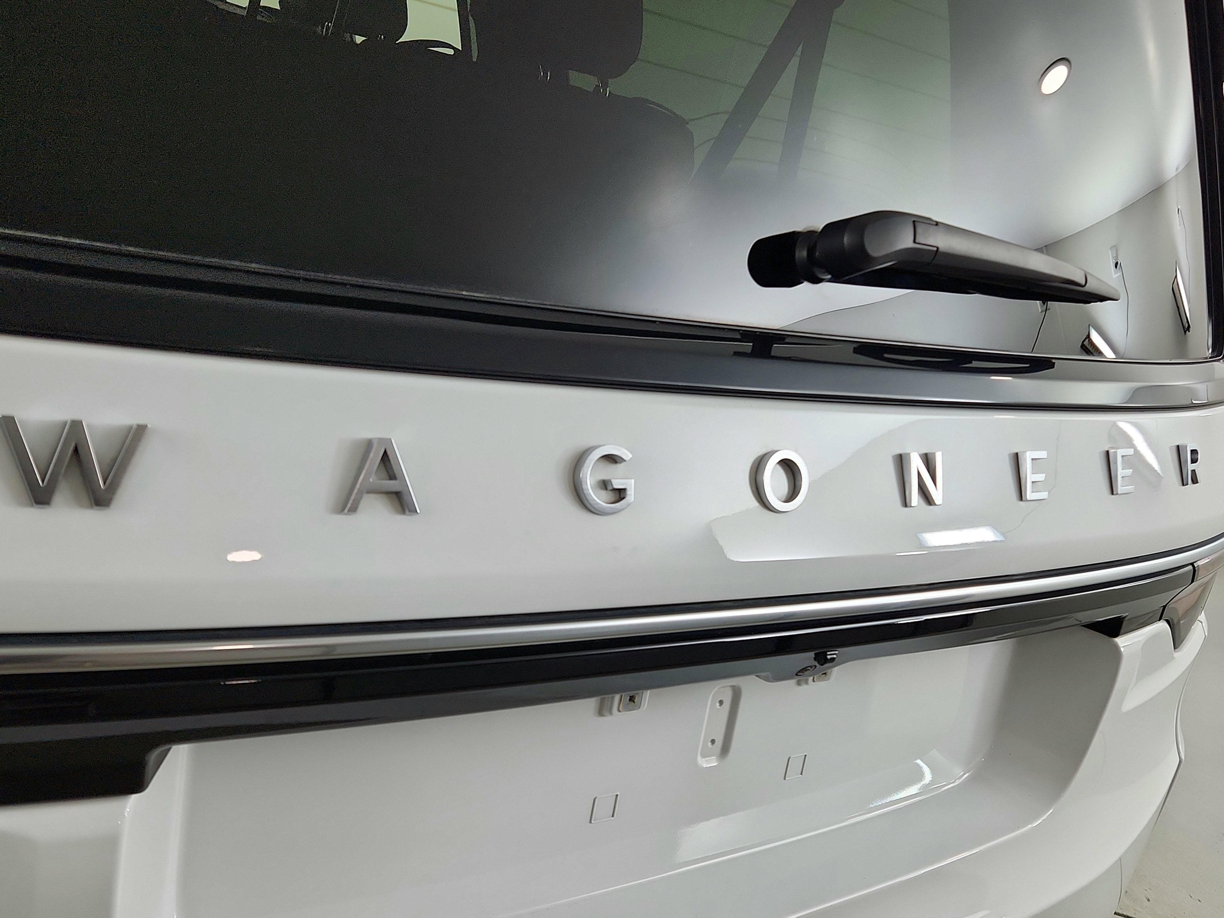 2025 Jeep Wagoneer L Series II