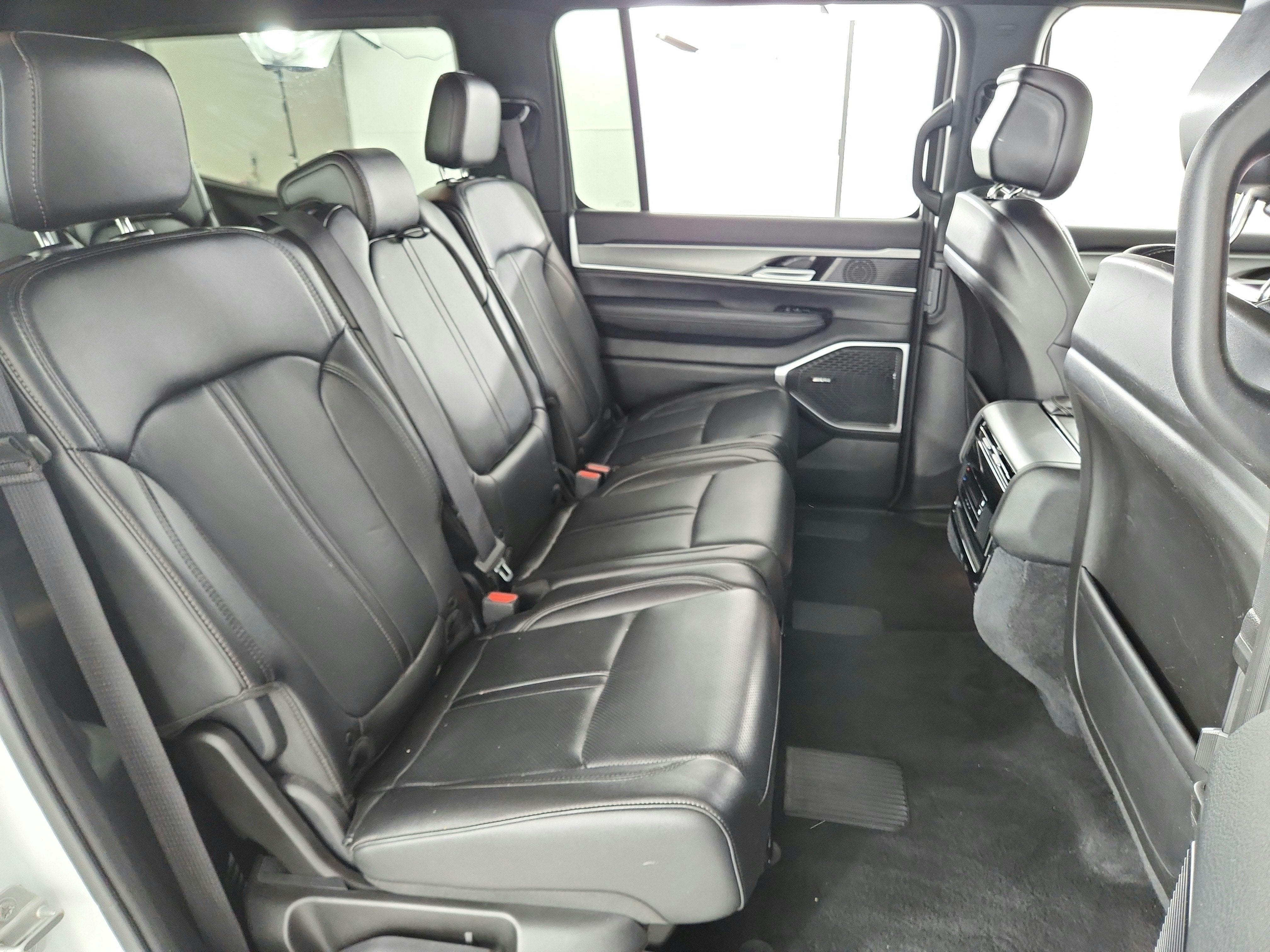 2025 Jeep Wagoneer 4x4
