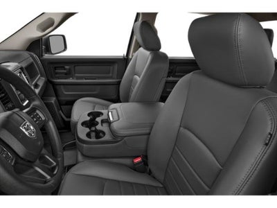 2019 RAM Ram 1500 Classic Express 4x4 Crew Cab 5'7" Box