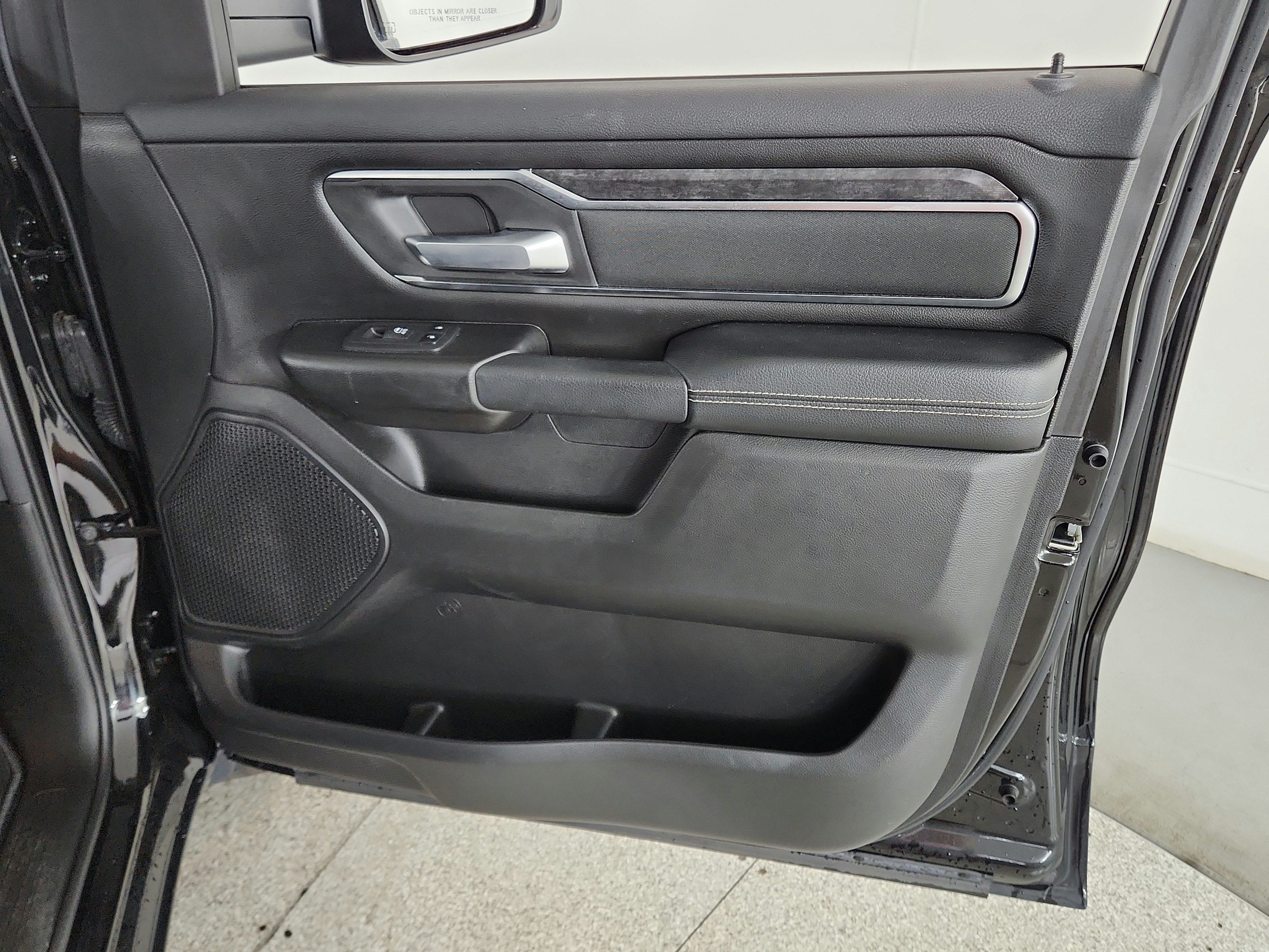 2024 RAM Ram 1500 Big Horn 4x4 Crew Cab 5'7" Box