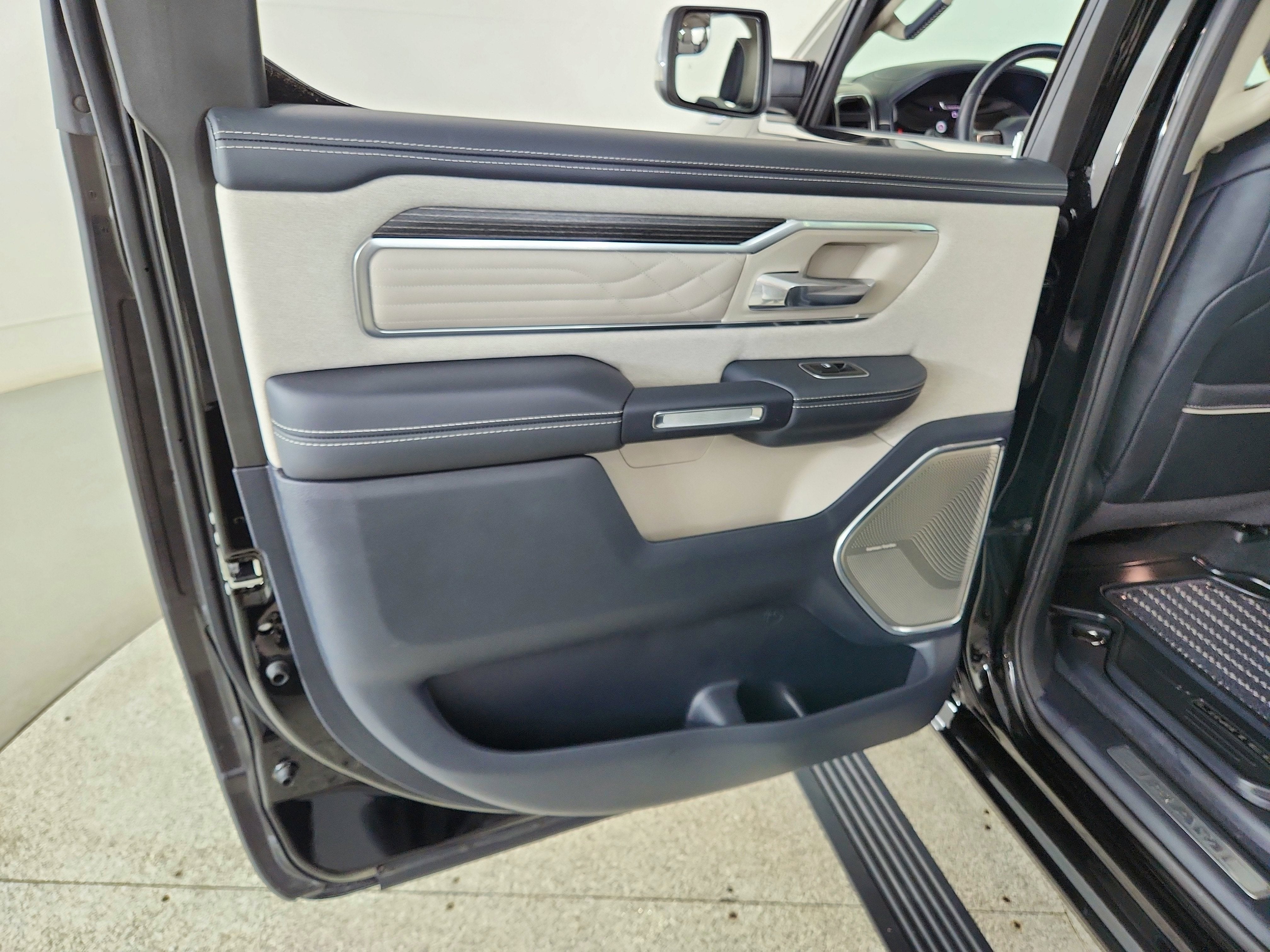 2024 RAM 1500 Limited