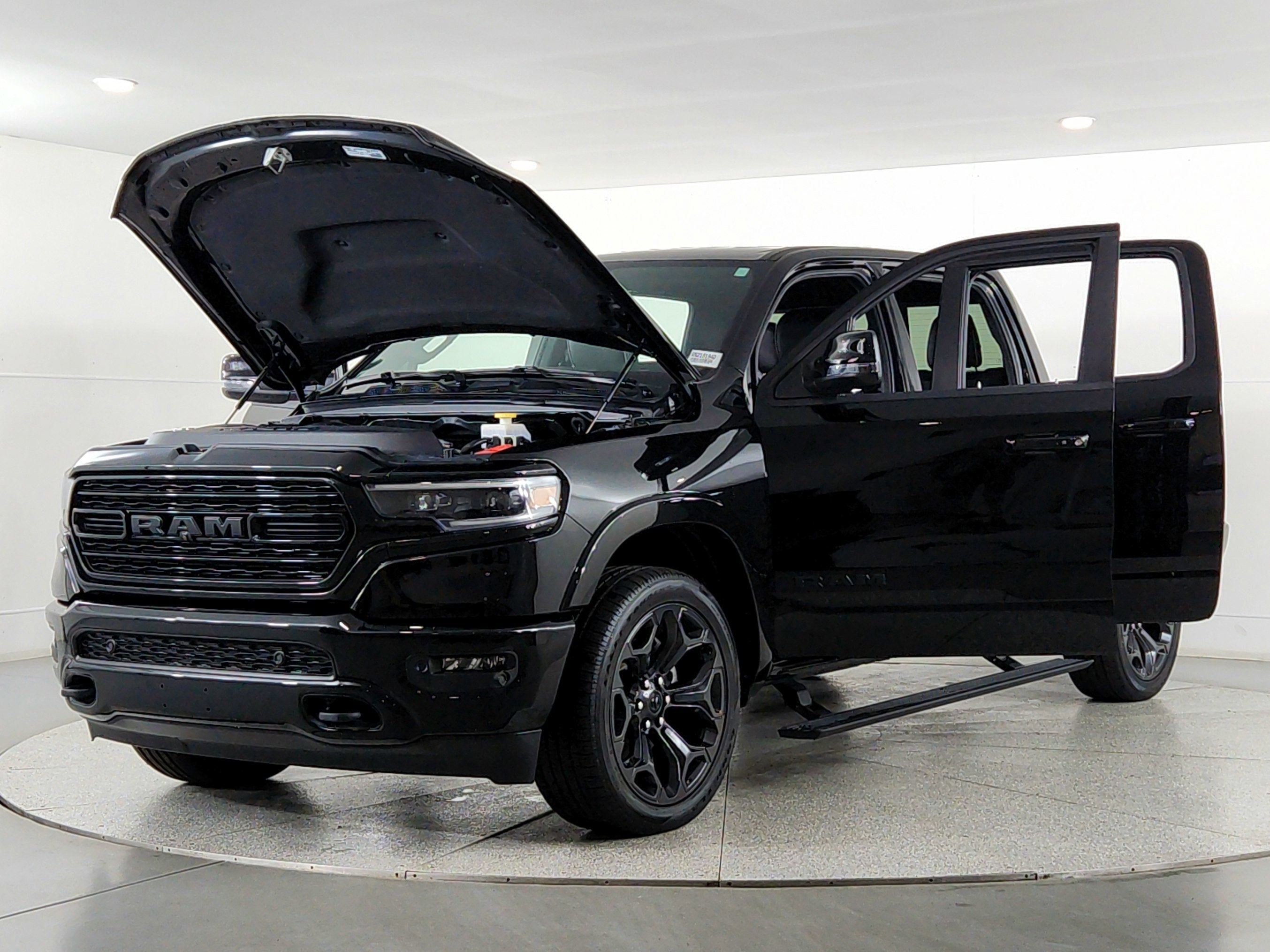 2024 RAM 1500 Limited