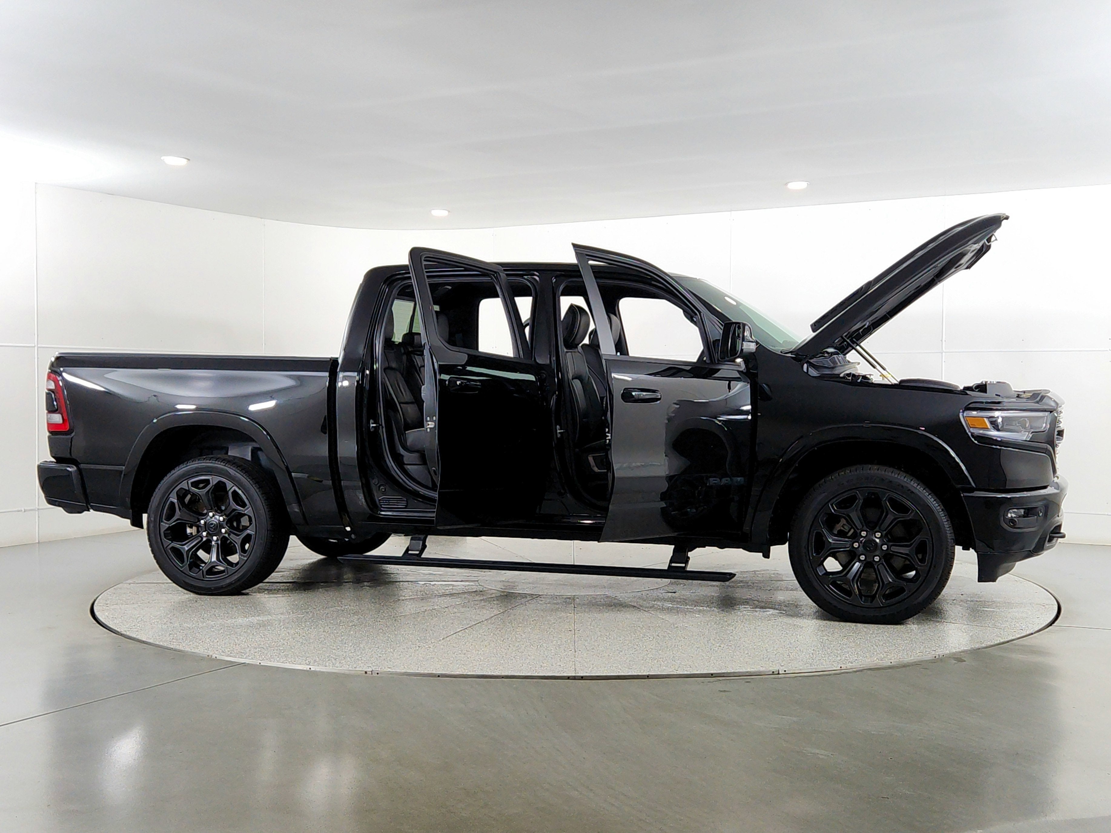 2024 RAM 1500 Limited