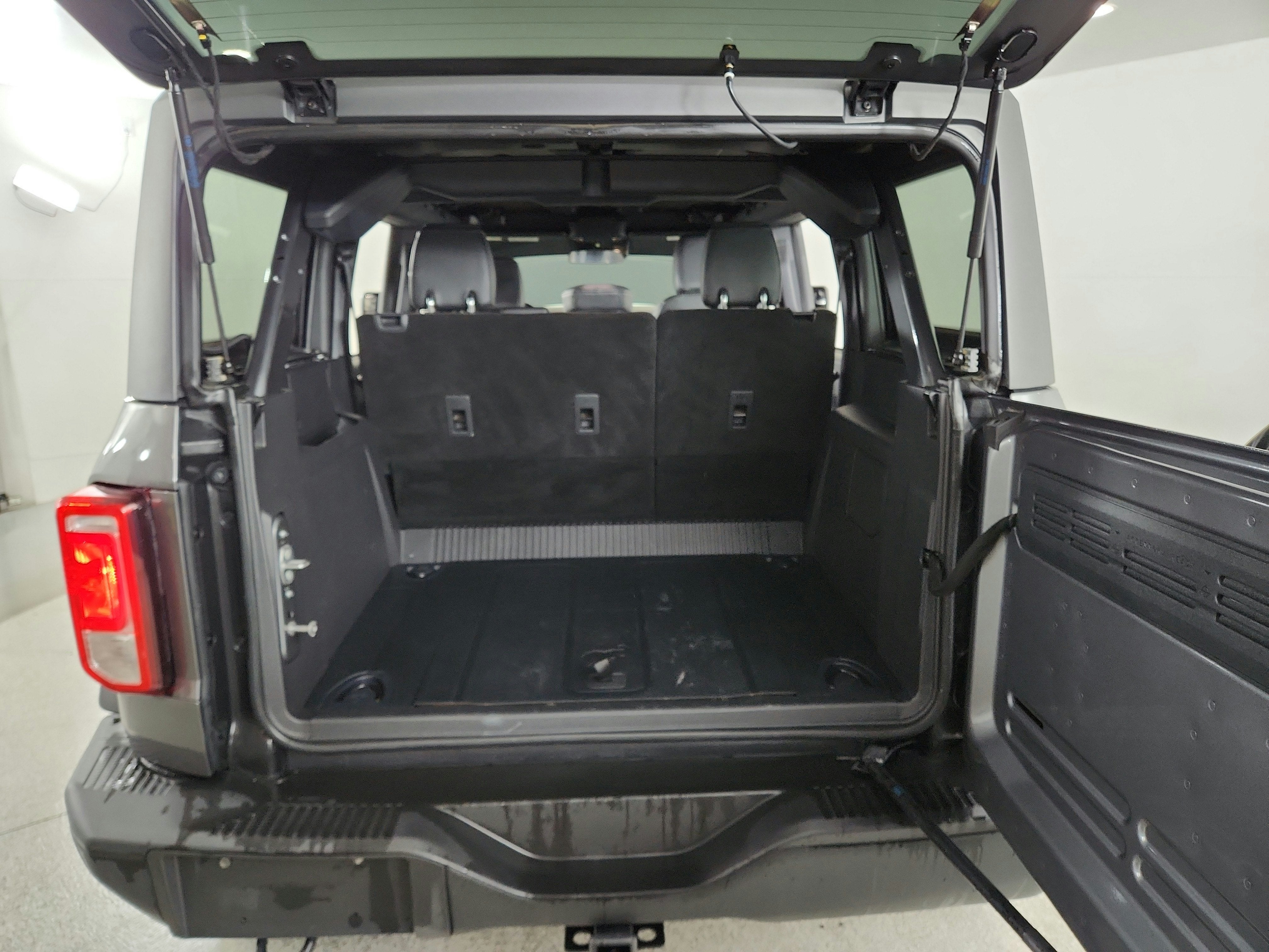 2023 Ford Bronco Black Diamond 4 Door Advanced 4x4