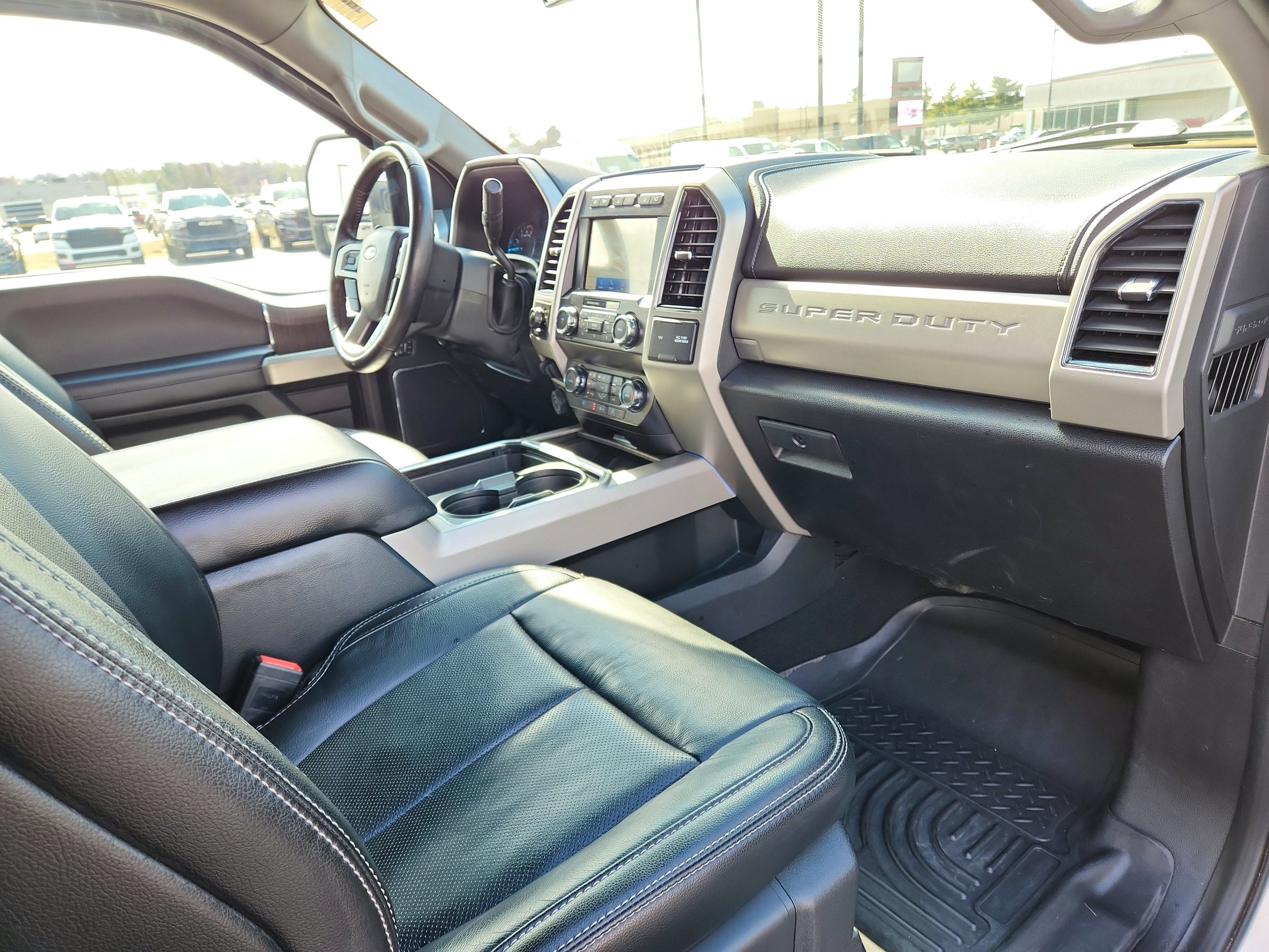 2020 Ford F-350 LARIAT