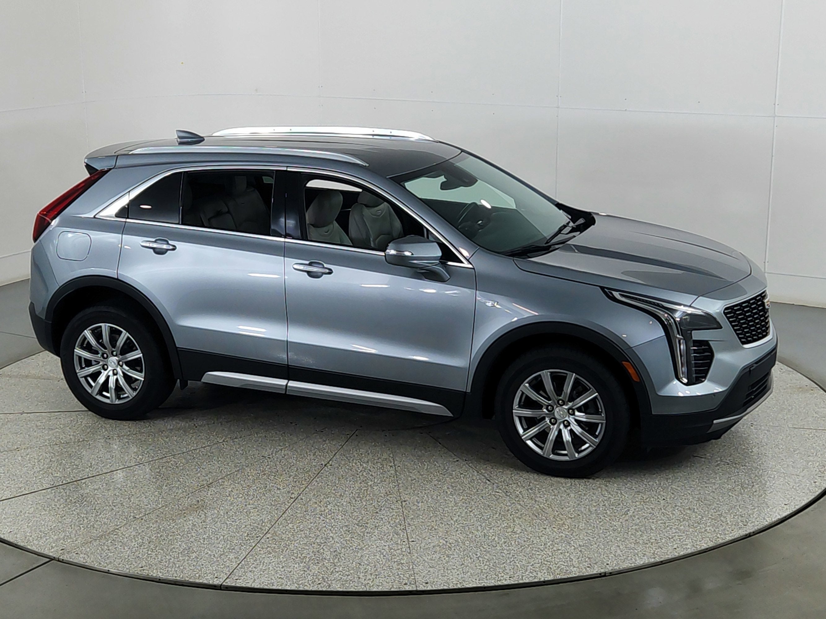 2023 Cadillac XT4 AWD Premium Luxury