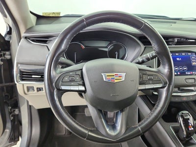 2023 Cadillac XT4 AWD Premium Luxury