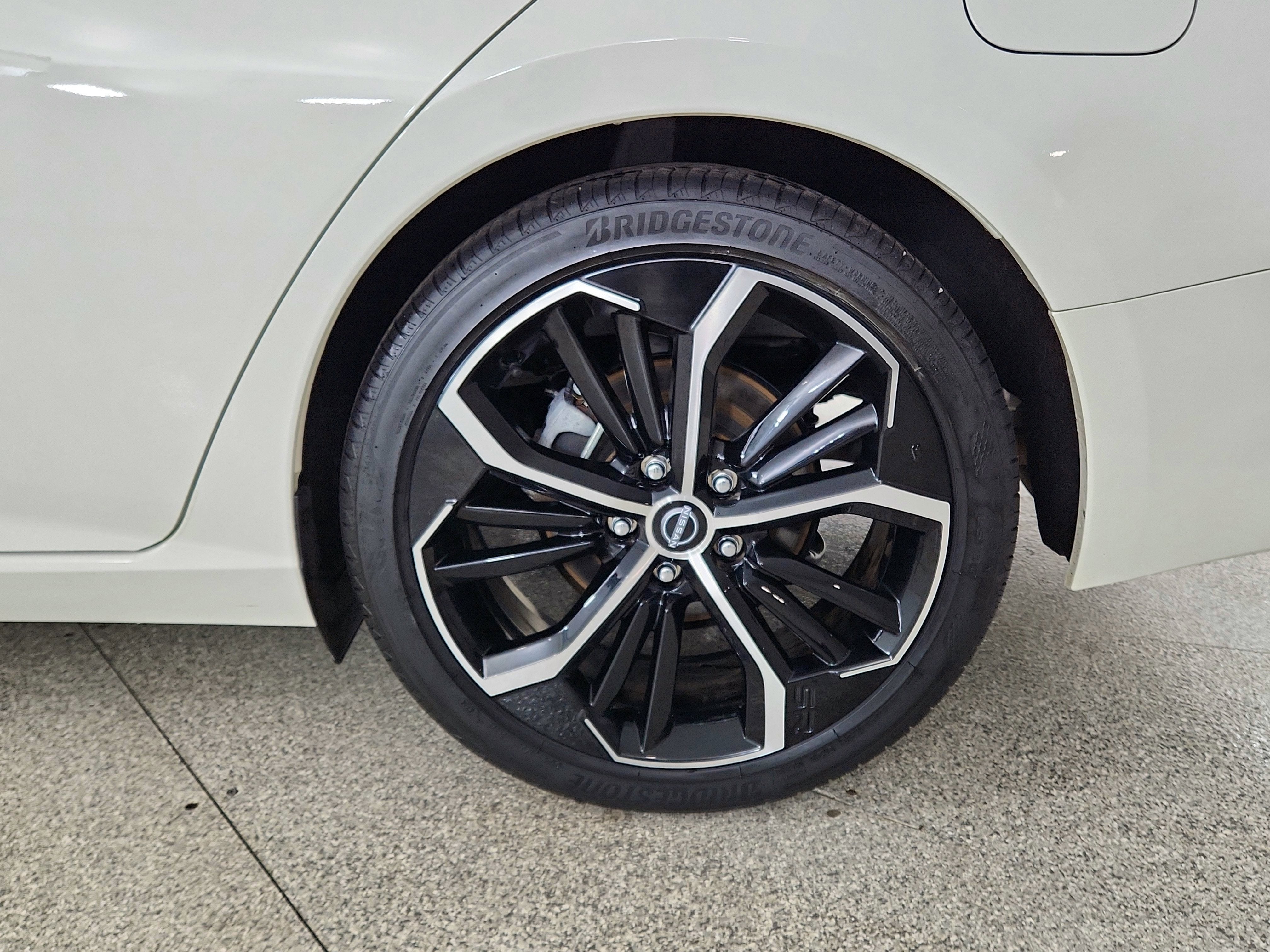 2025 Nissan Altima SR