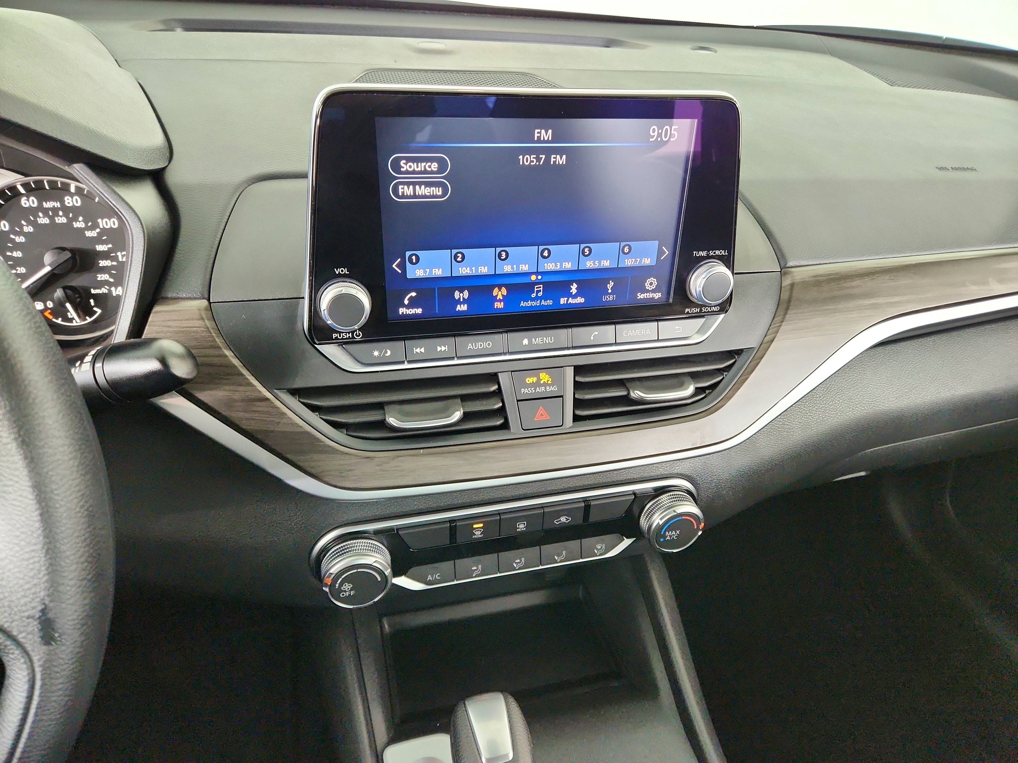 2025 Nissan Altima SV