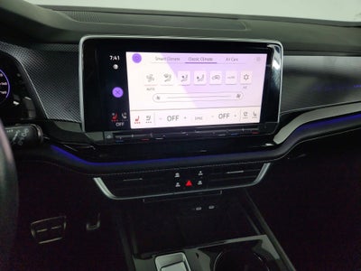 2024 Volkswagen Atlas Cross Sport 2.0T SEL Premium R-Line