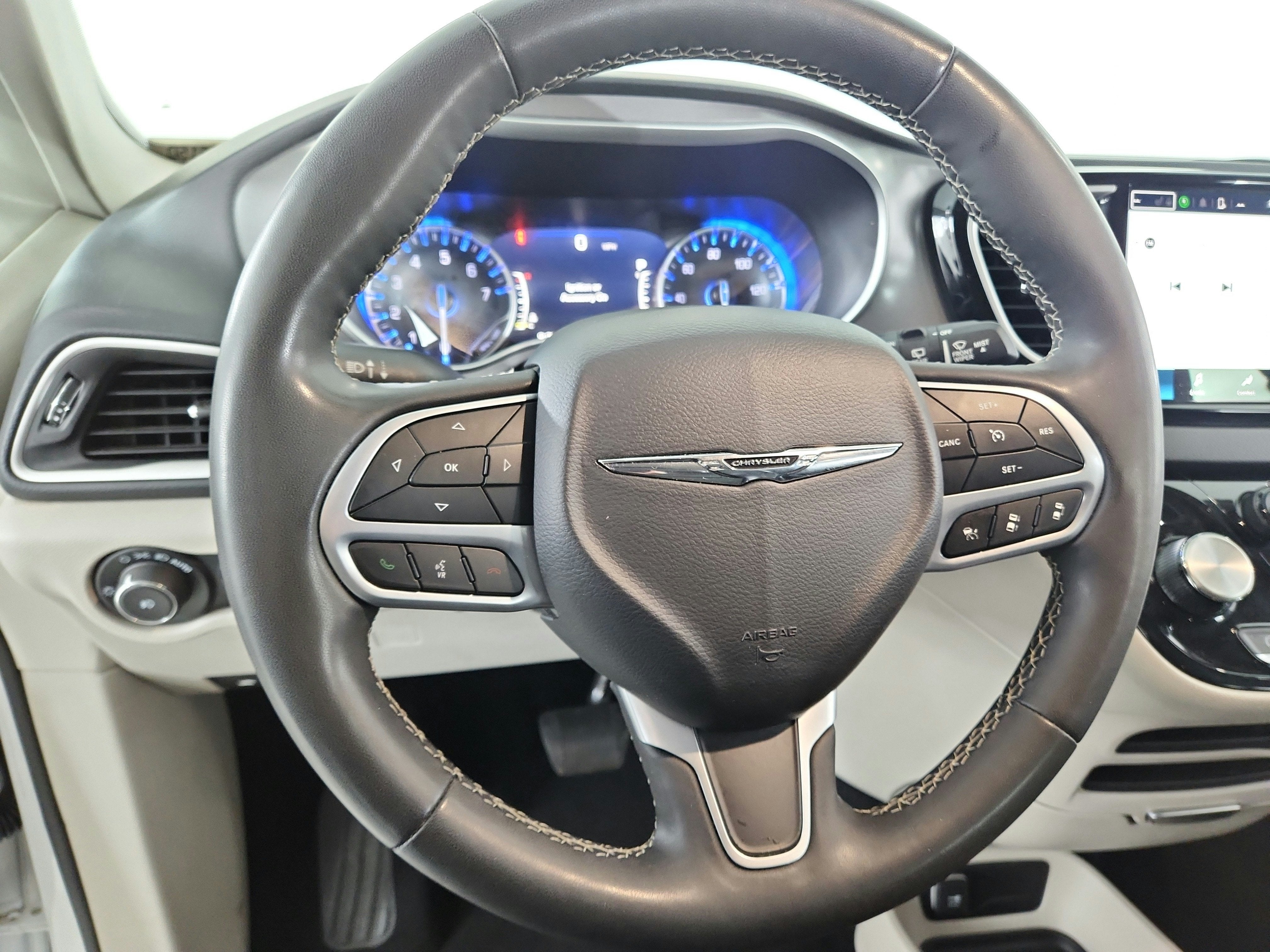 2023 Chrysler Pacifica Touring L FWD