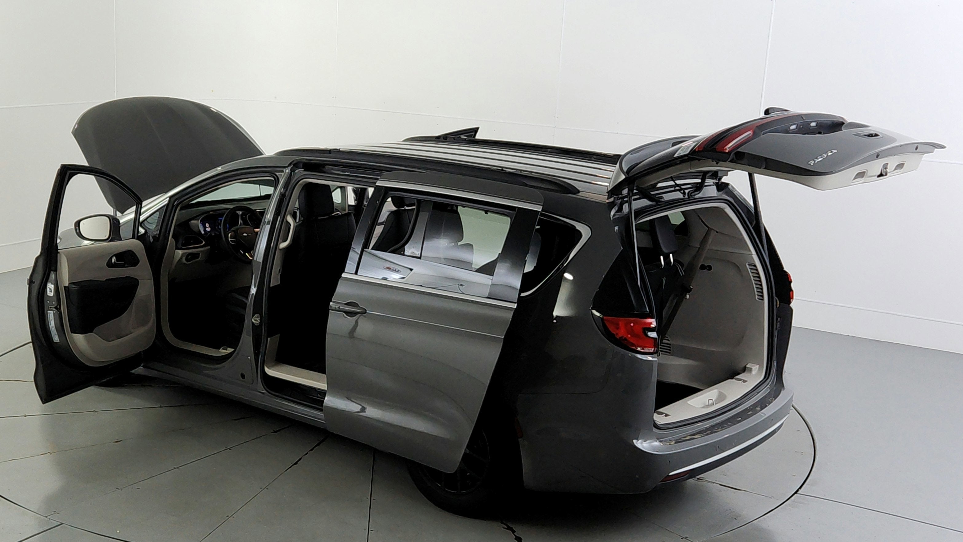 2022 Chrysler Pacifica Touring L