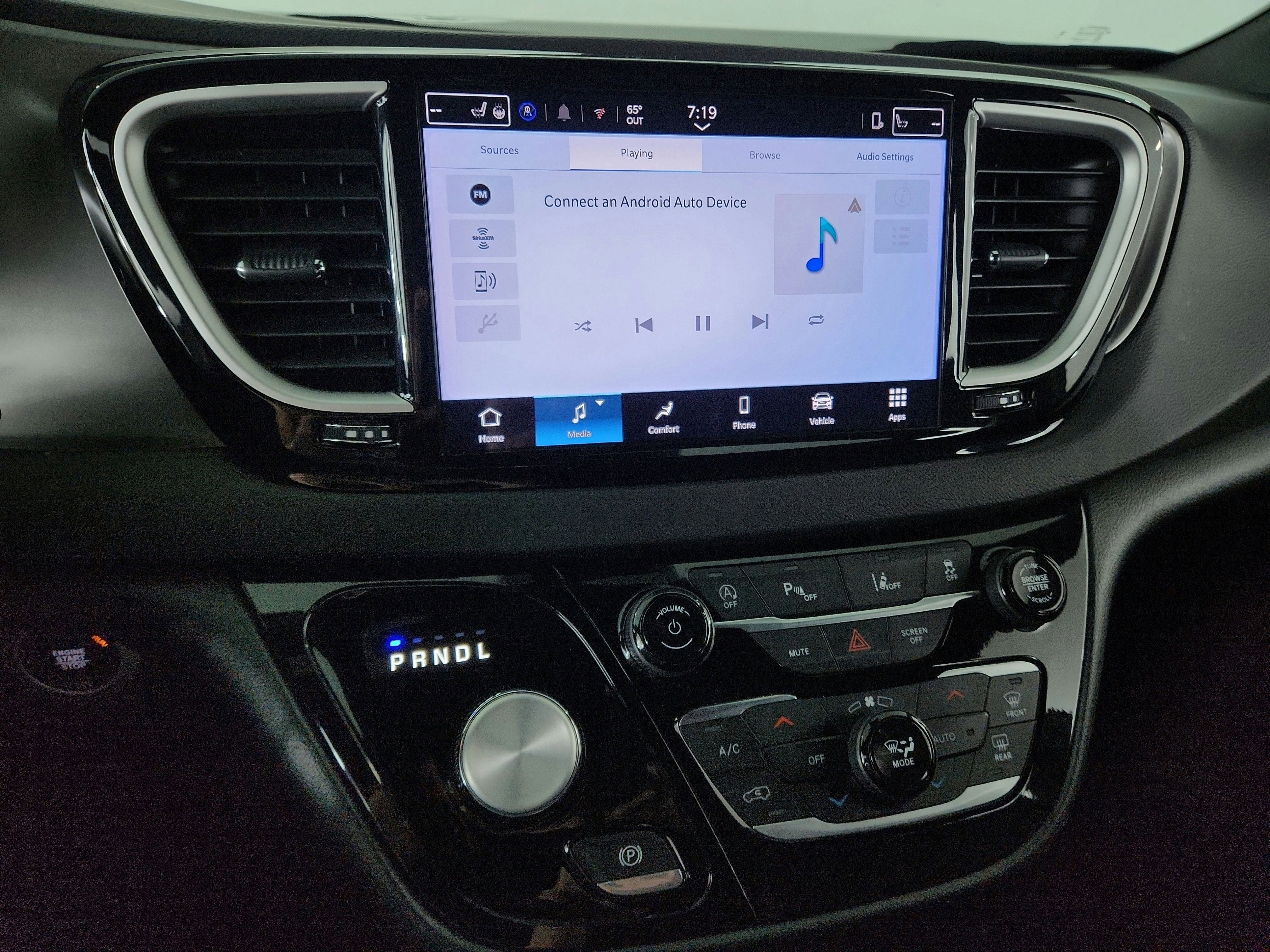 2025 Chrysler Pacifica Select