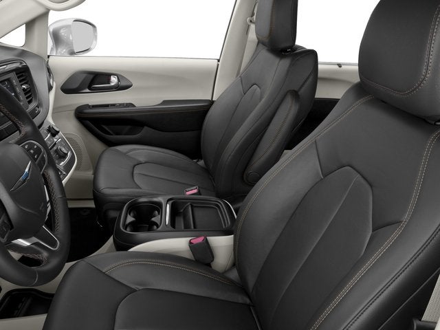 2017 Chrysler Pacifica Touring-L Plus FWD