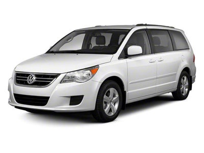 2010 Volkswagen Routan SE
