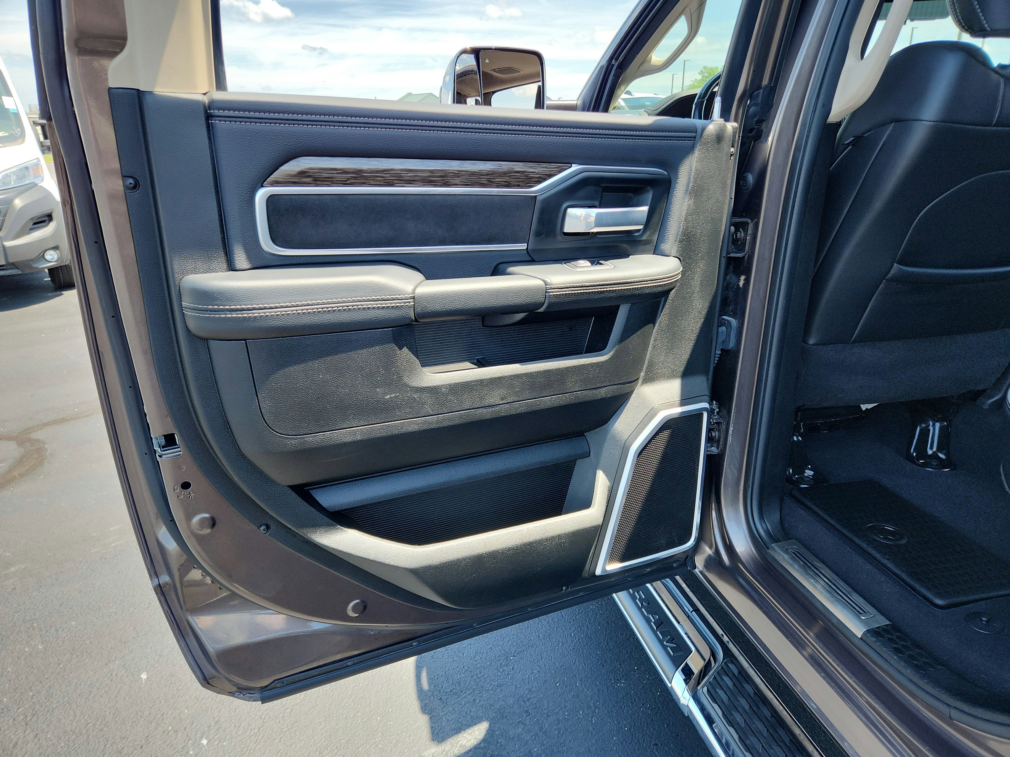 2021 RAM 3500 Laramie
