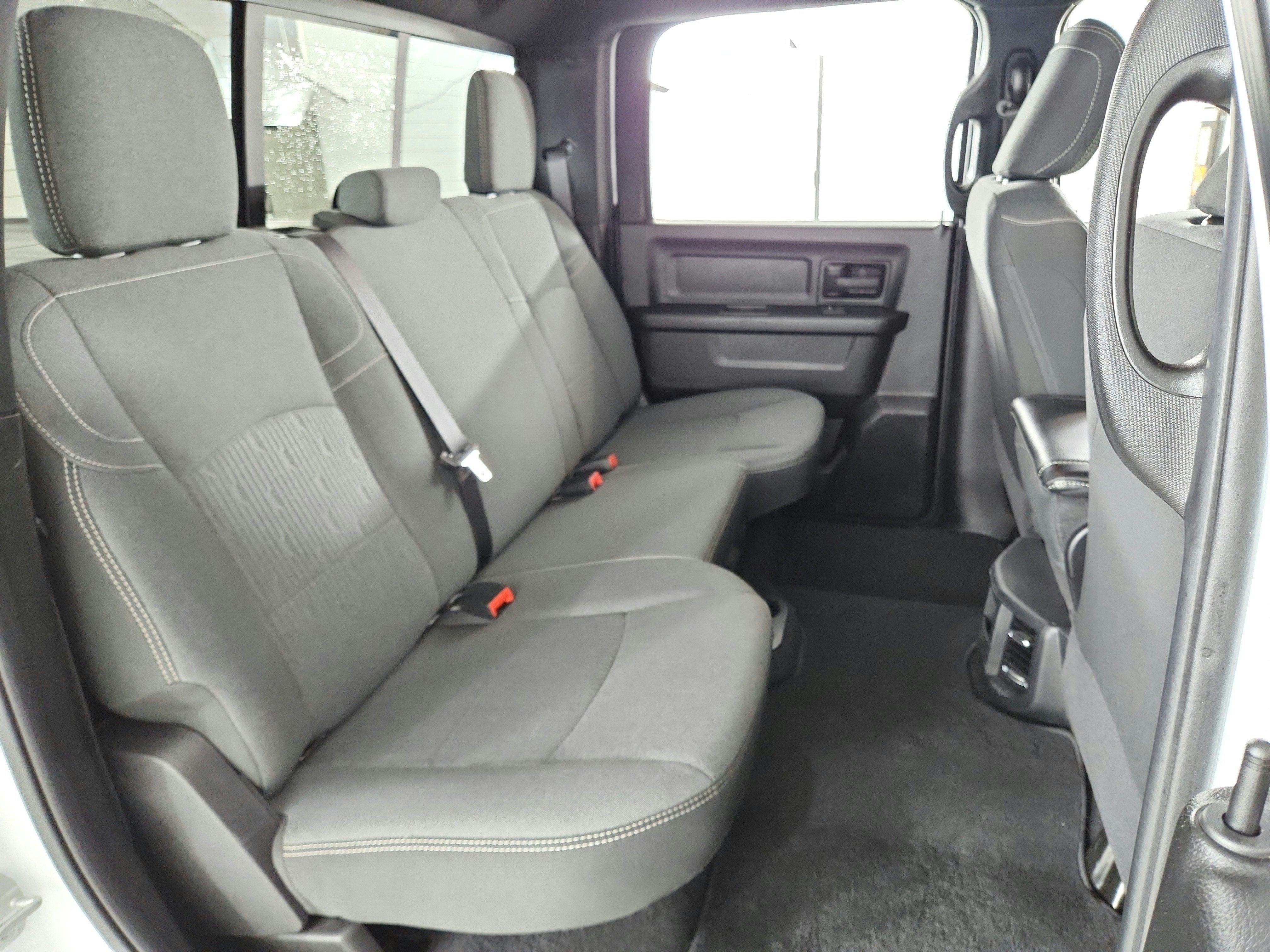 2022 RAM Ram 2500 Tradesman 4x4 Crew Cab 6'4" Box