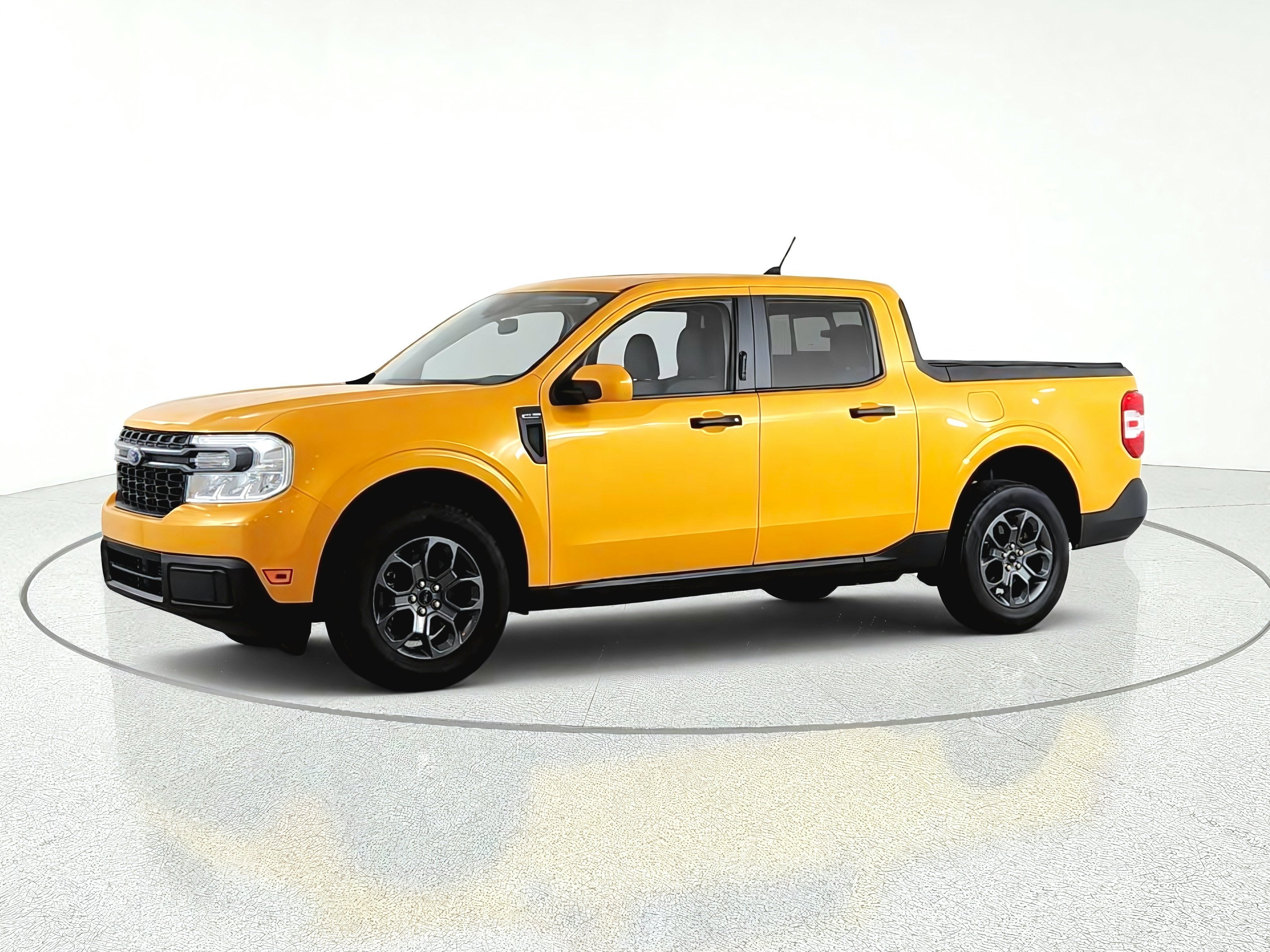 2022 Ford Maverick XLT FWD SuperCrew