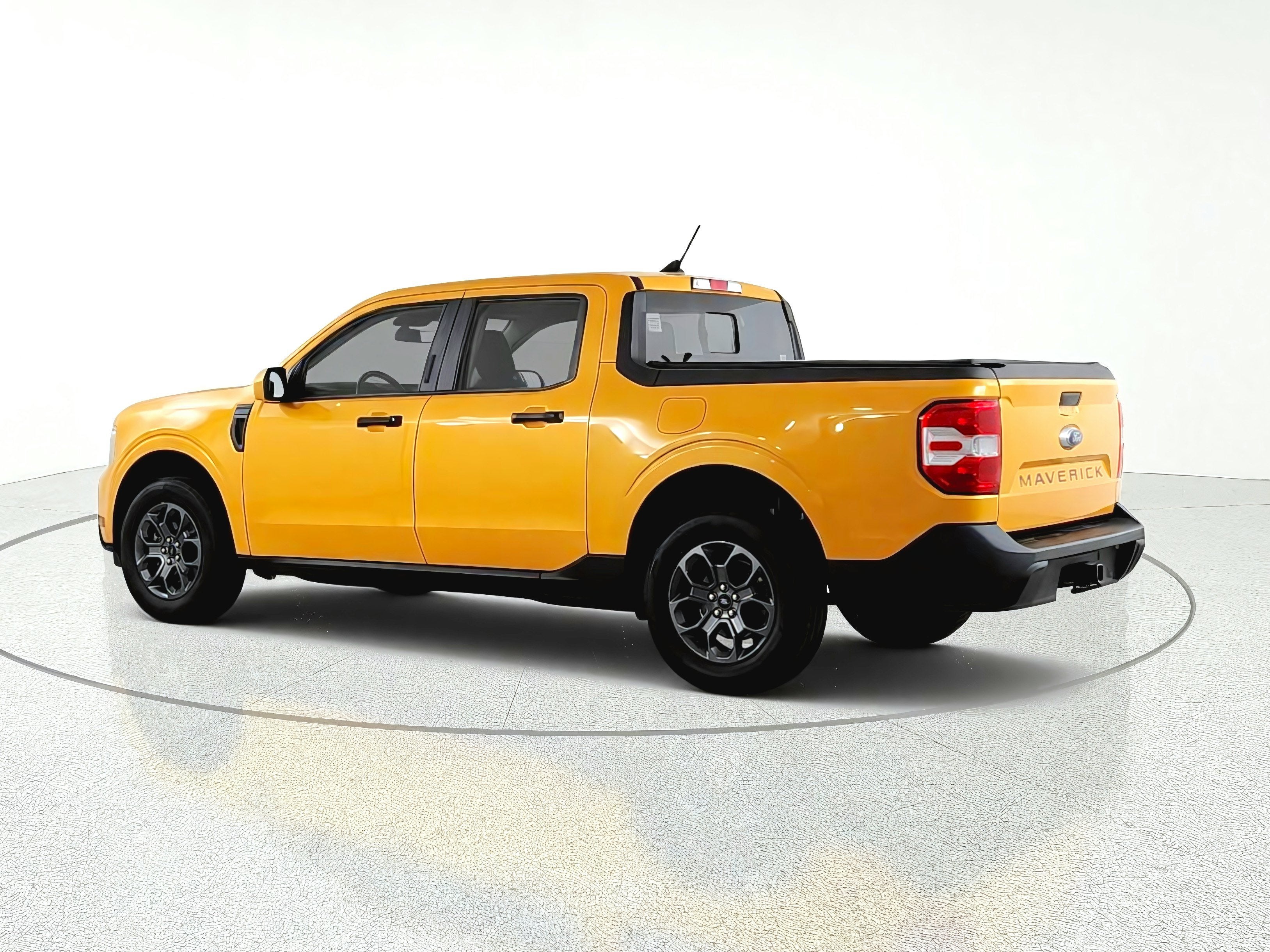 2022 Ford Maverick XLT FWD SuperCrew