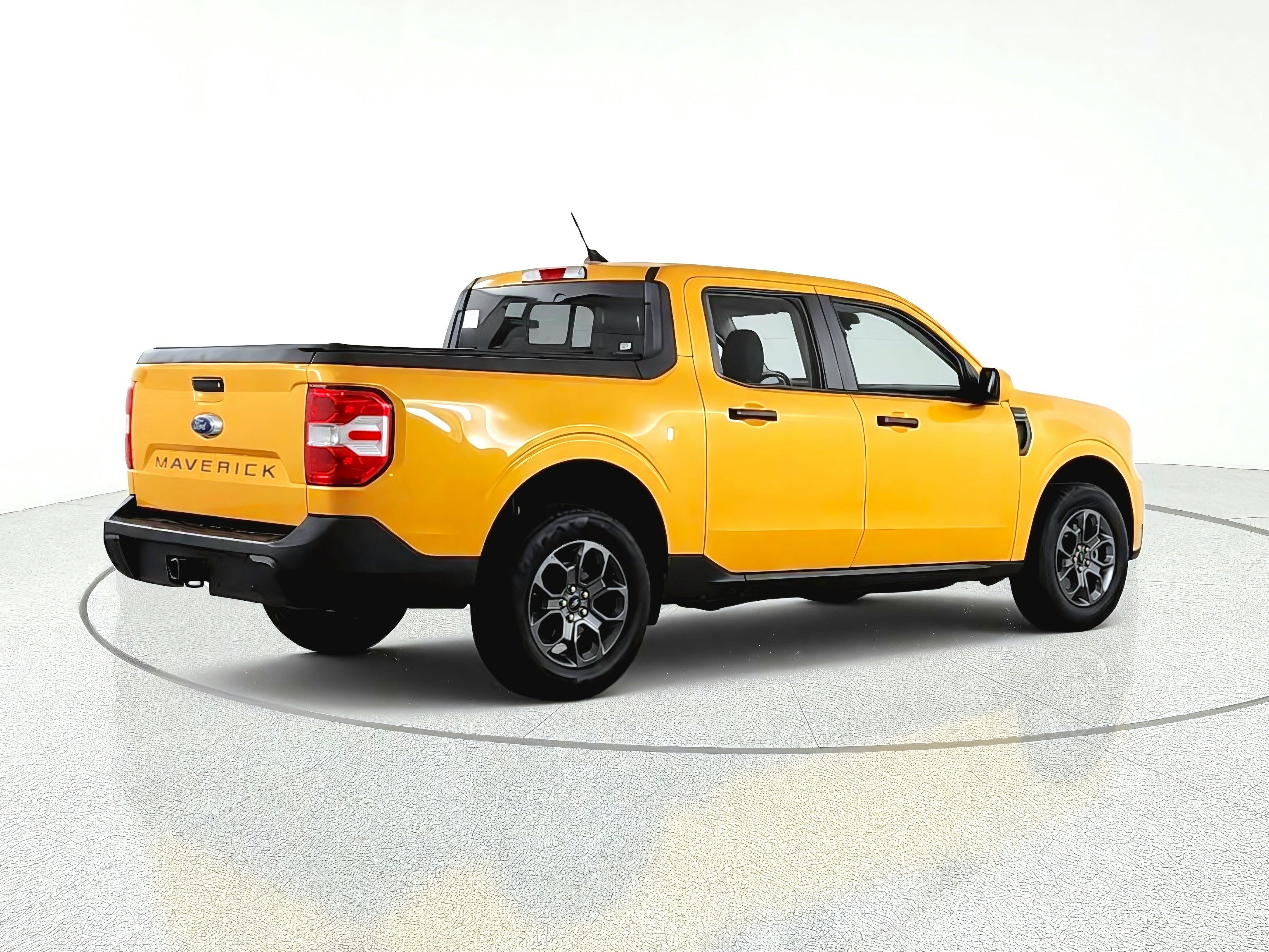 2022 Ford Maverick XLT FWD SuperCrew