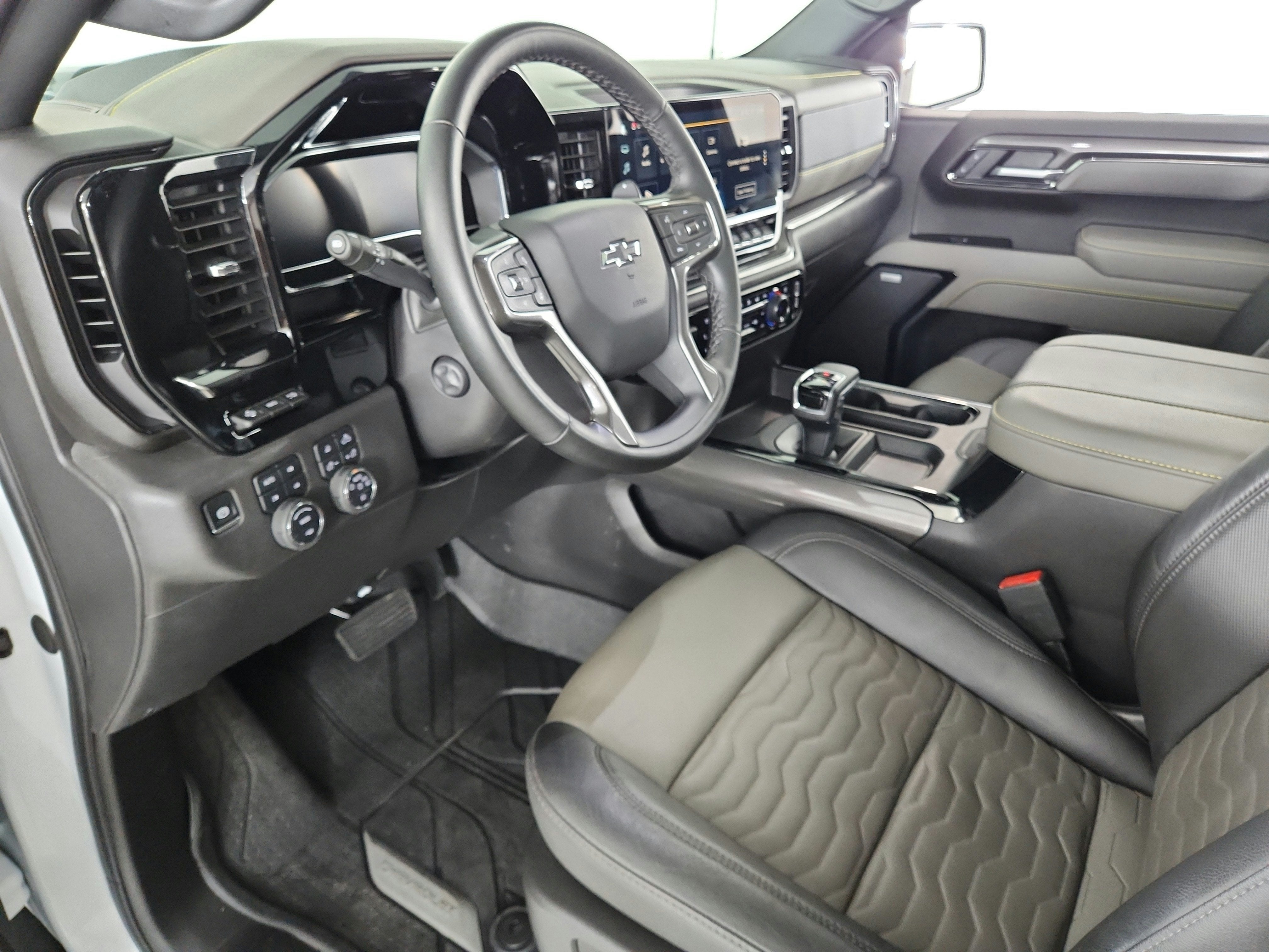 2025 Chevrolet Silverado 1500 ZR2
