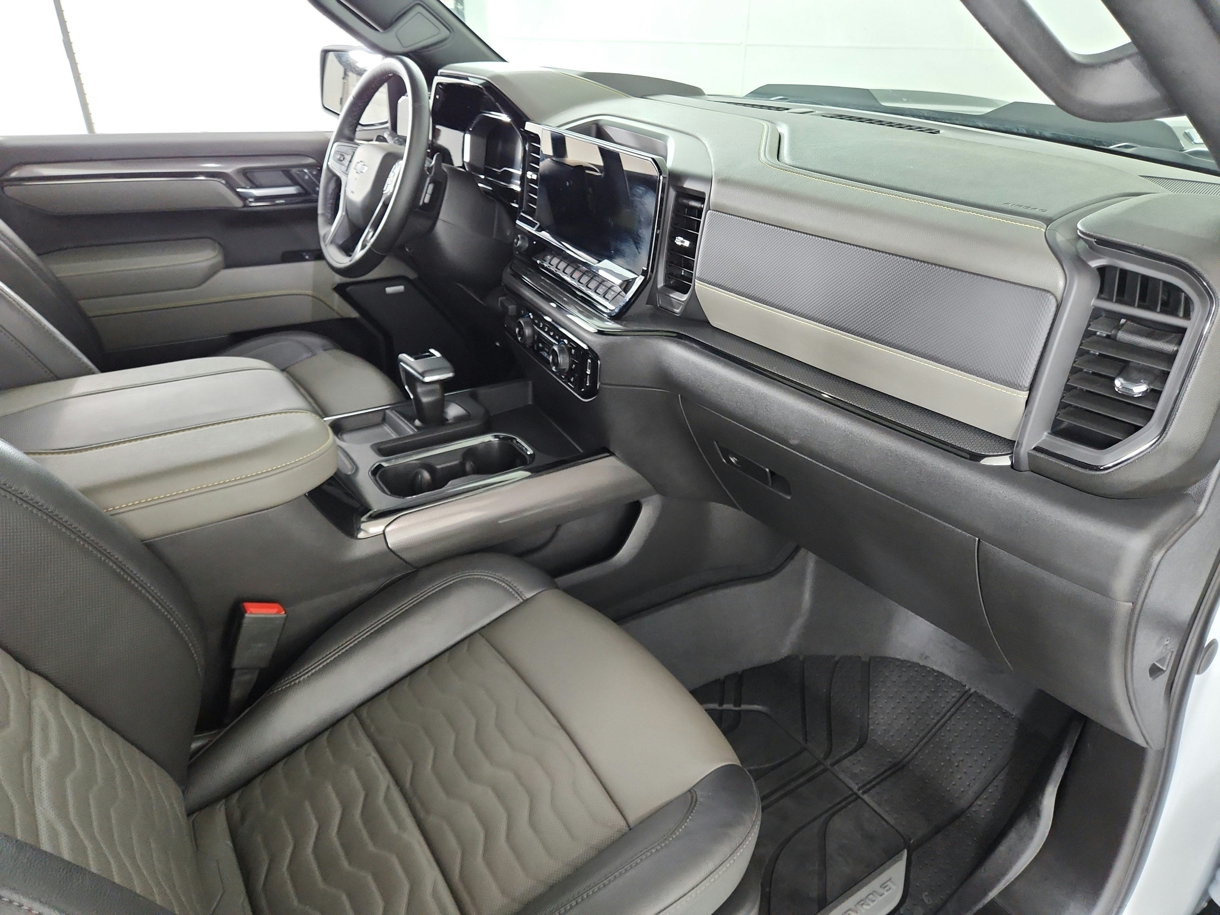2025 Chevrolet Silverado 1500 ZR2