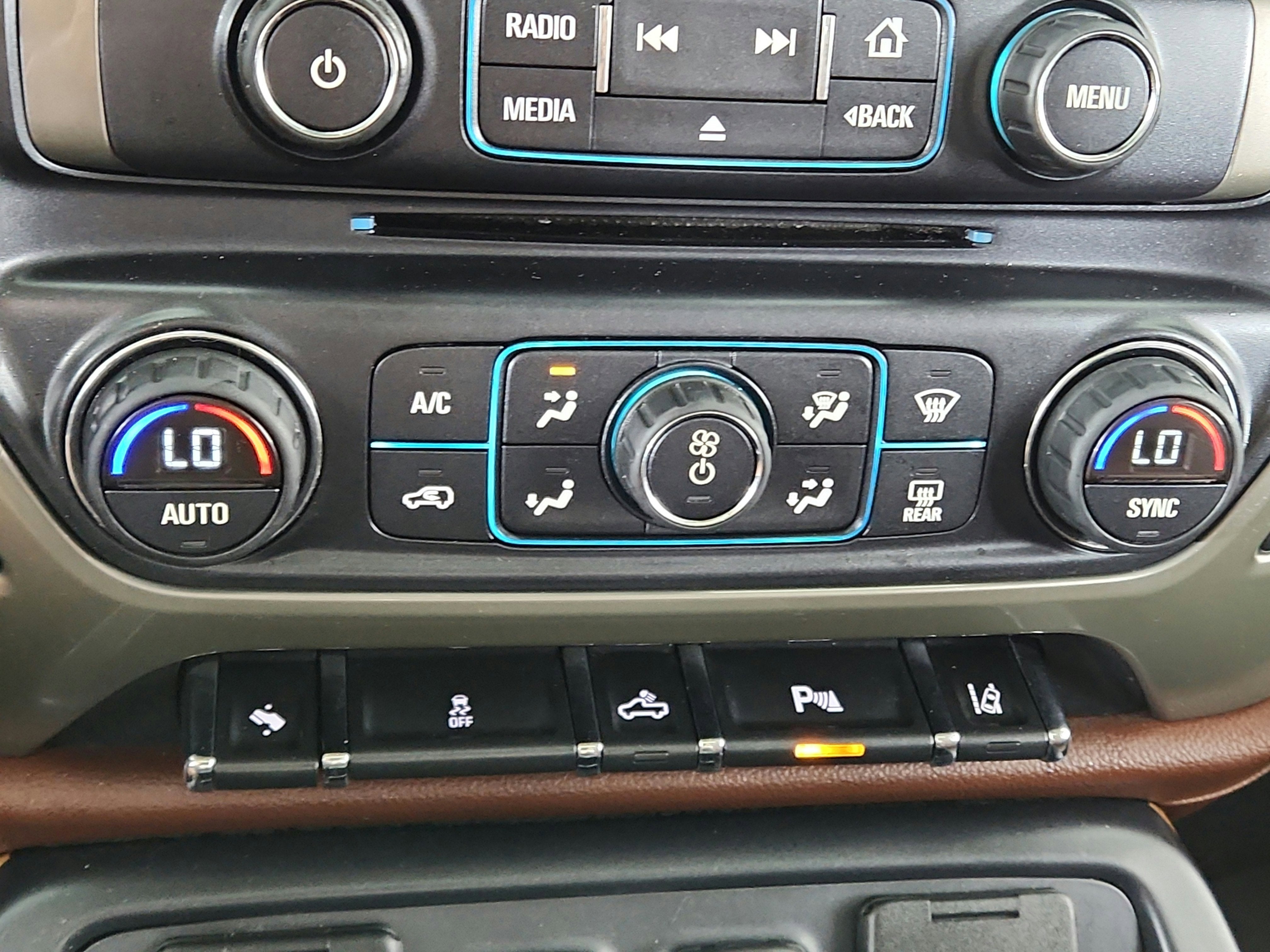 2014 Chevrolet Silverado 1500 High Country