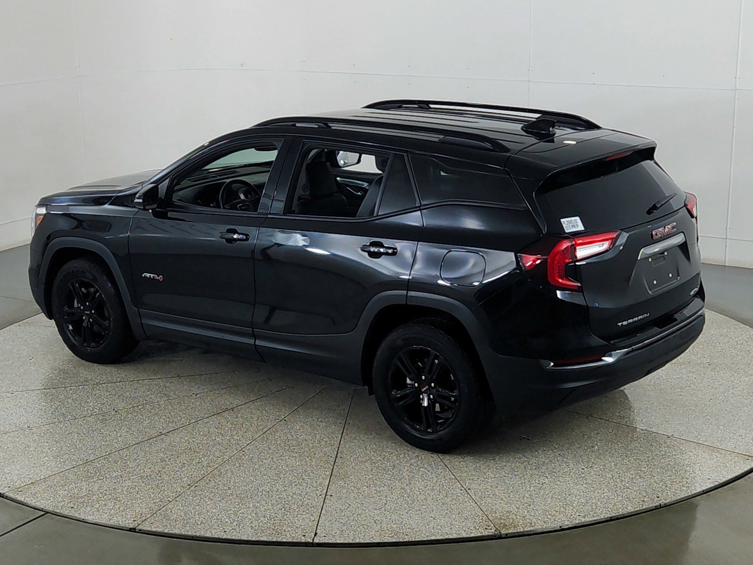 2023 GMC Terrain AT4